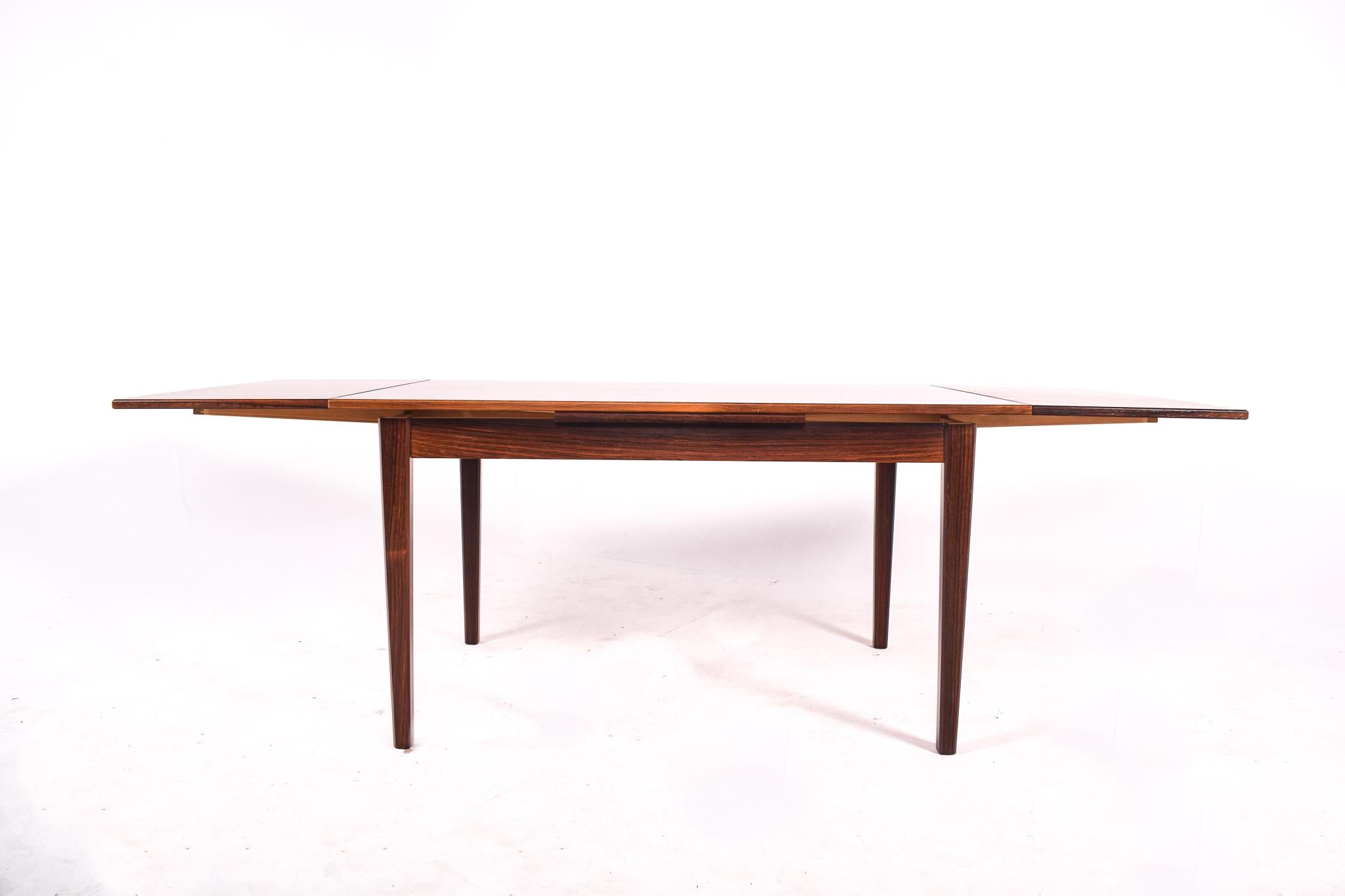 Danish Extendable Dining Table in Rosewood In Good Condition In Lisboa, Lisboa