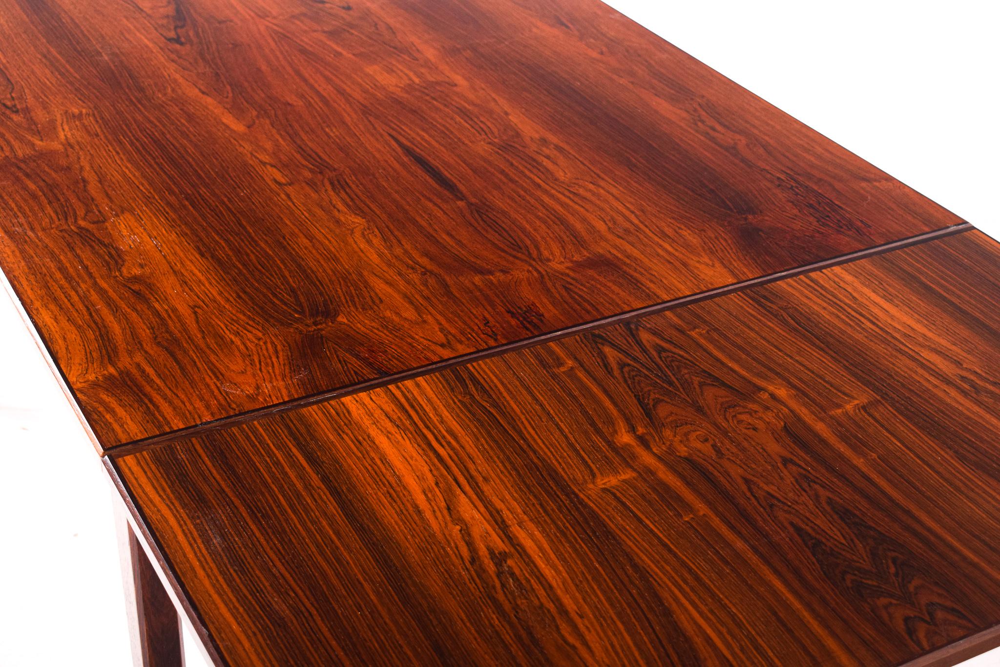 Danish Extendable Dining Table in Rosewood 1