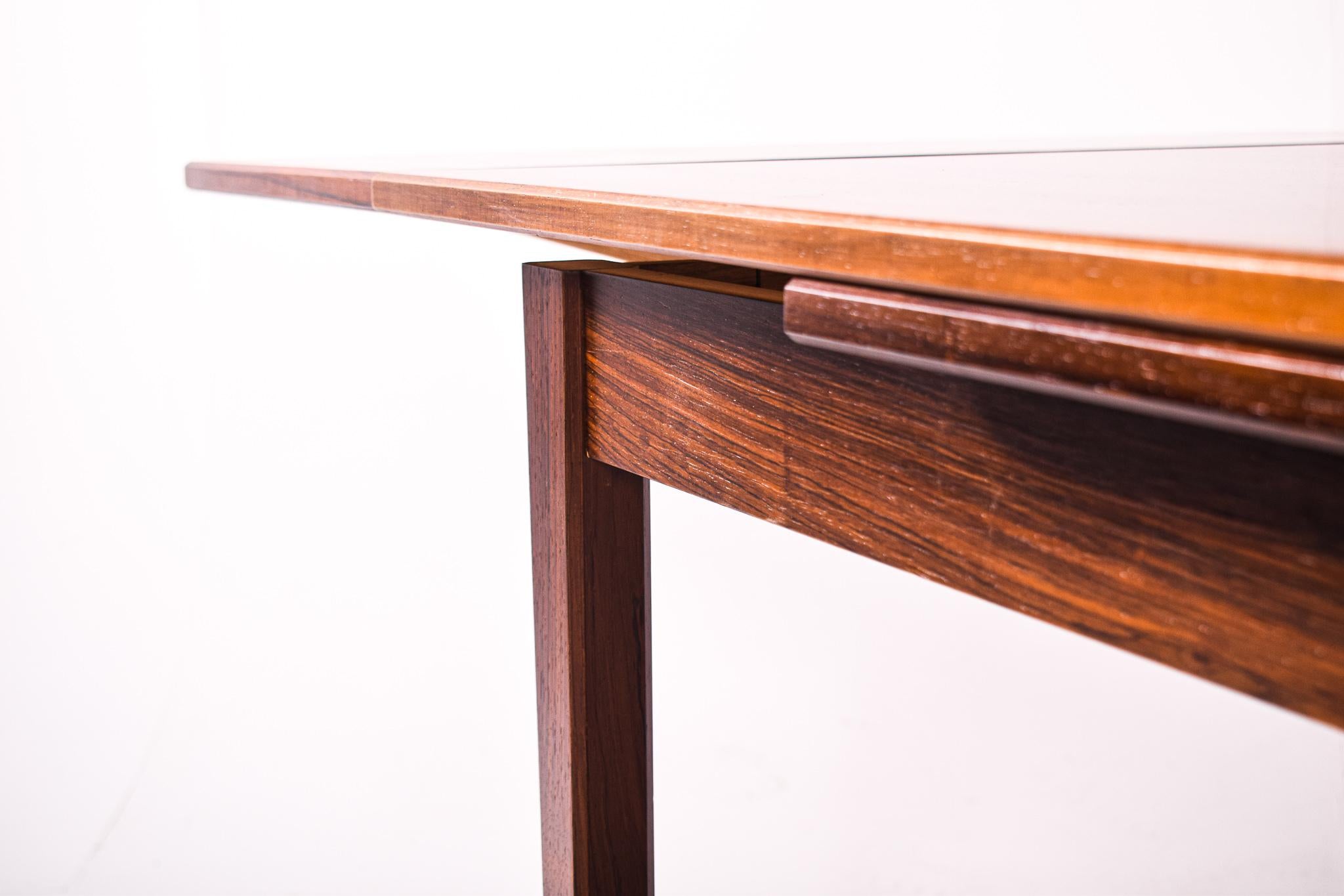 Danish Extendable Dining Table in Rosewood 4