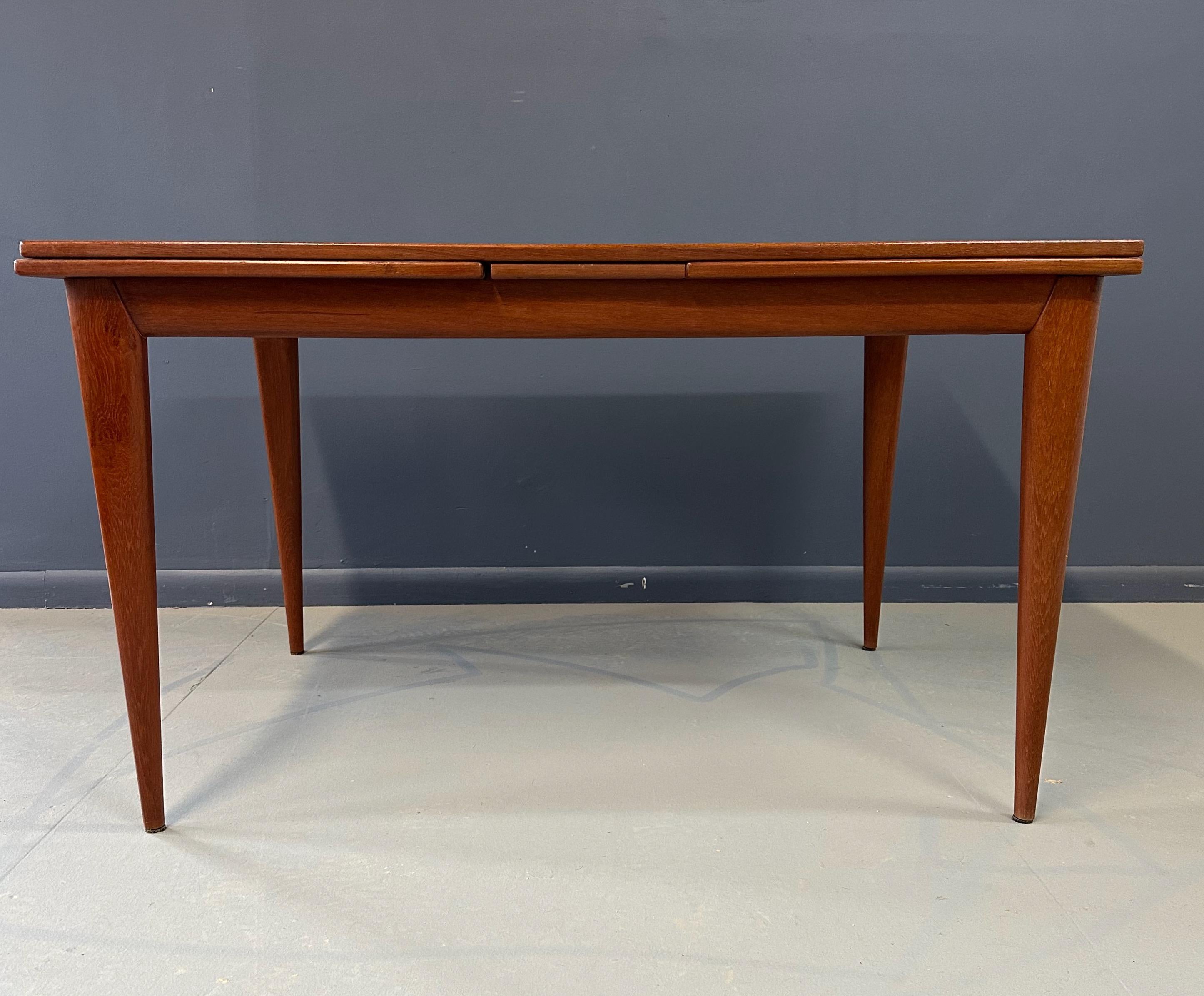 Danish Extendable Dining Table in Teak by Niels O. Møller for J.L. Møller For Sale 4