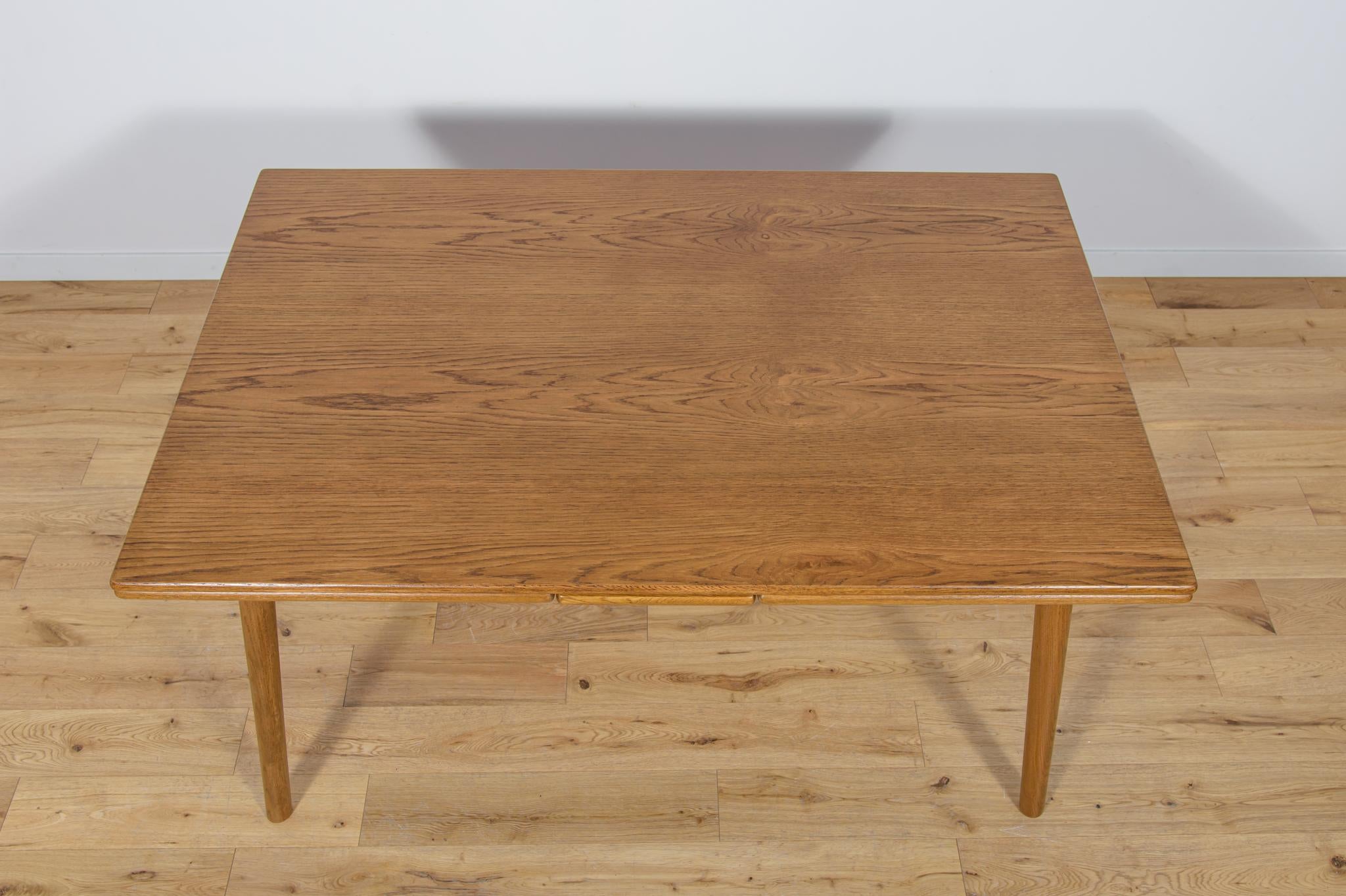 Woodwork Danish Extendable Oak Dining Table, 1960s For Sale