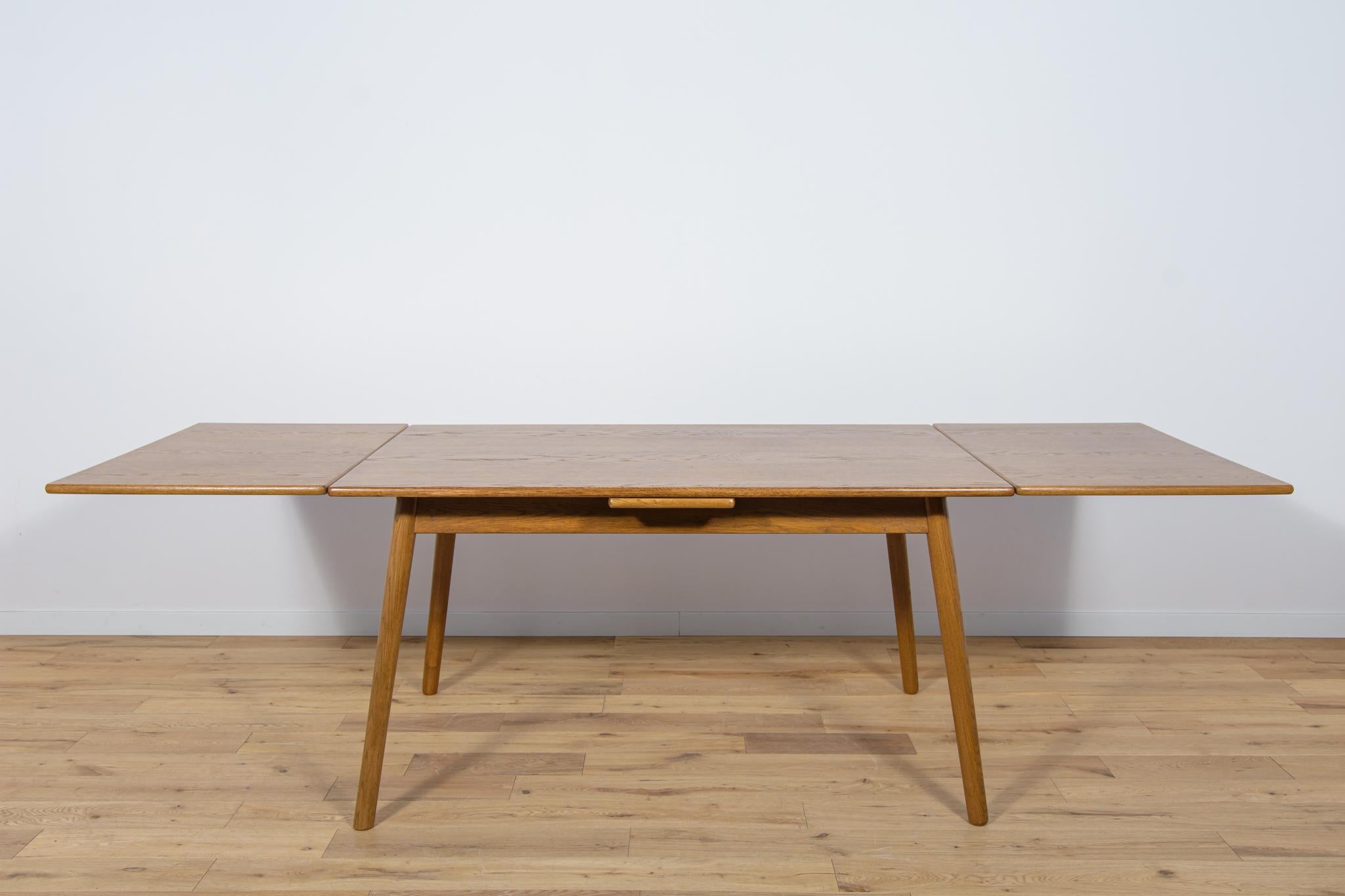 Danish Extendable Oak Dining Table, 1960s For Sale 3