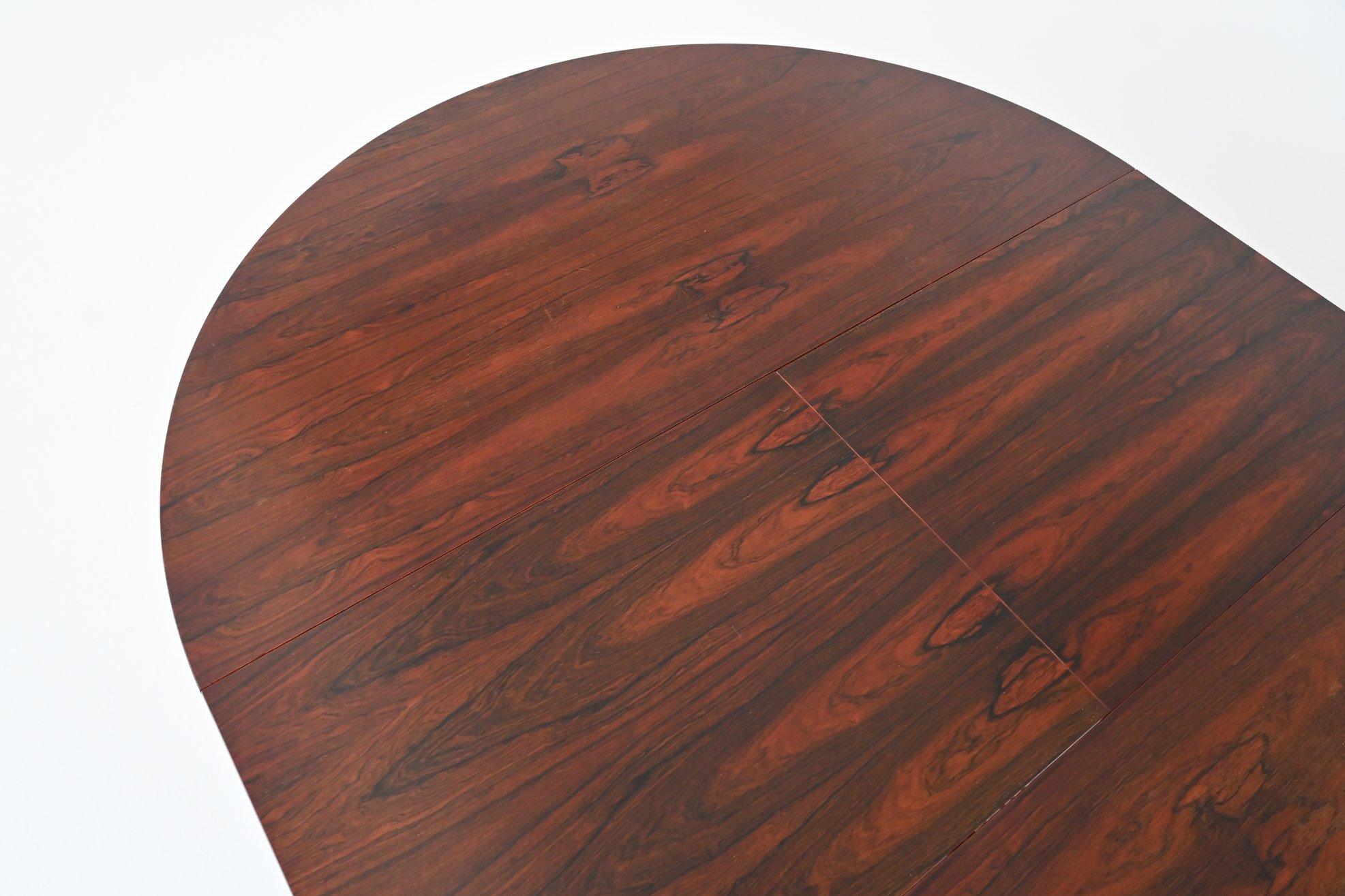 Danish extendable oval shaped dining table in rosewood Denmark 1960 7