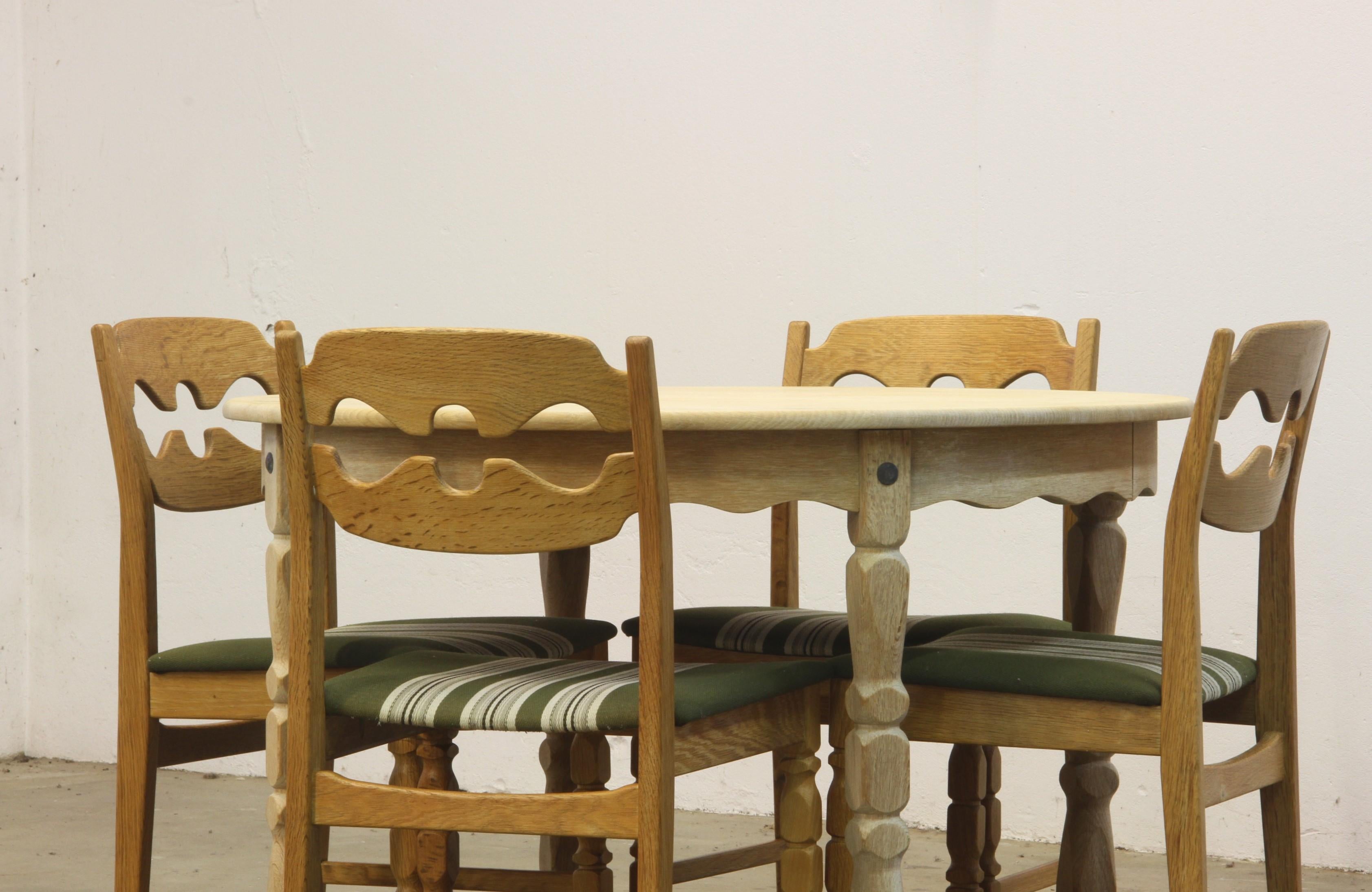 Danish Extending Dining Table in Light Raw Oak by Henning Kjærnulf 1