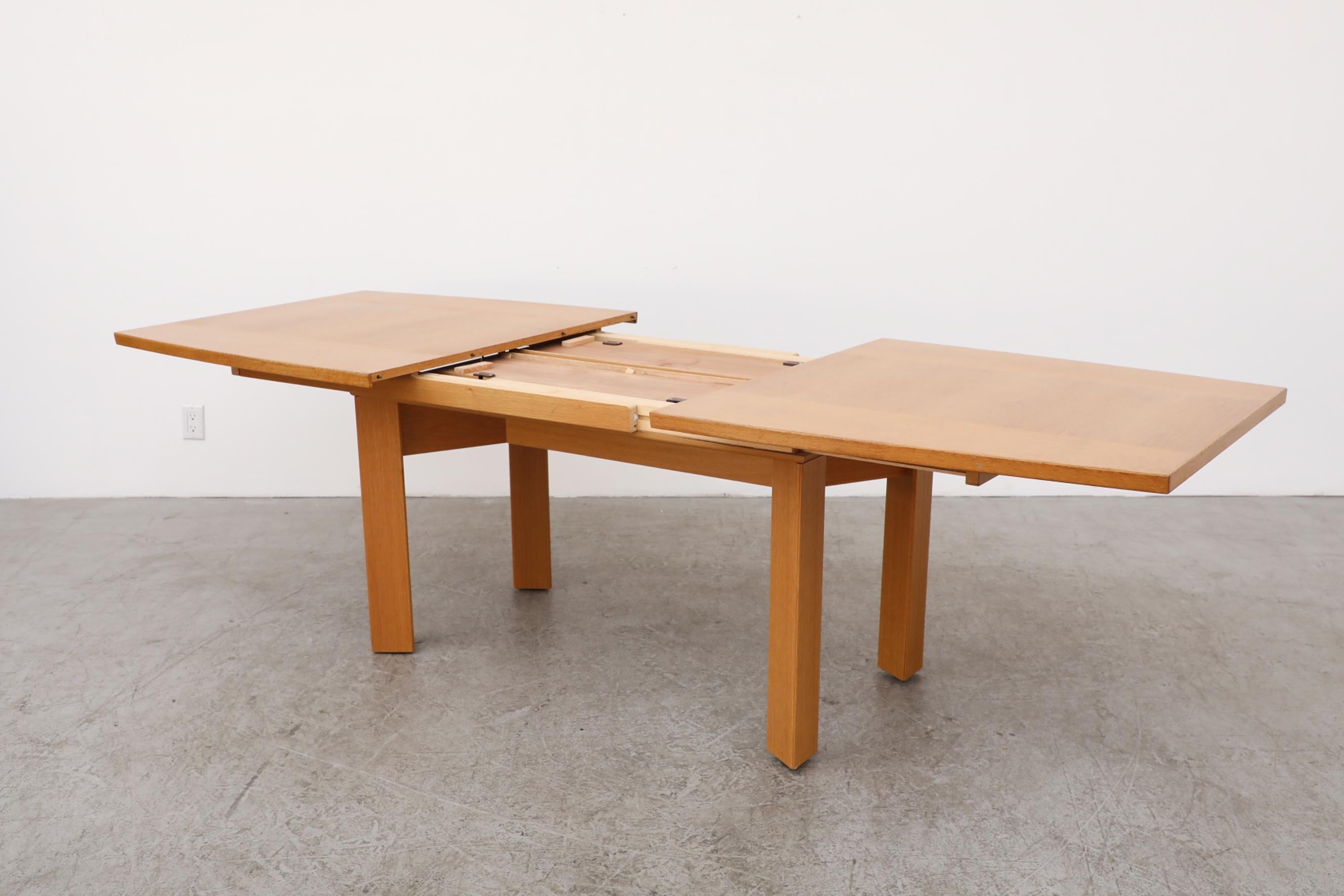 Bureau ou table à manger à rallonge en Oak danois du milieu du siècle par Skovby Møbelfabrik en vente 3