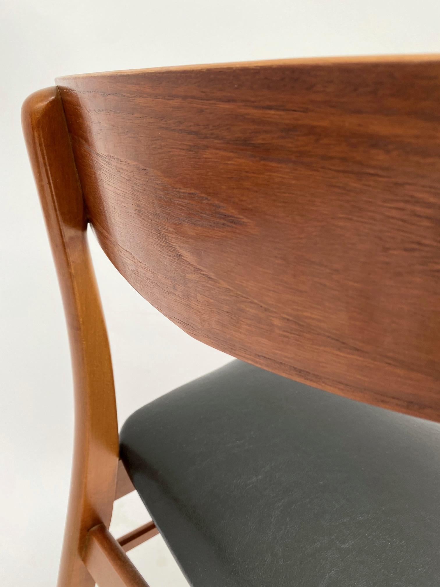 Danish Farstrup Set of 4 Teak and Black Vinyl Dining Chairs Mid Century For Sale 5