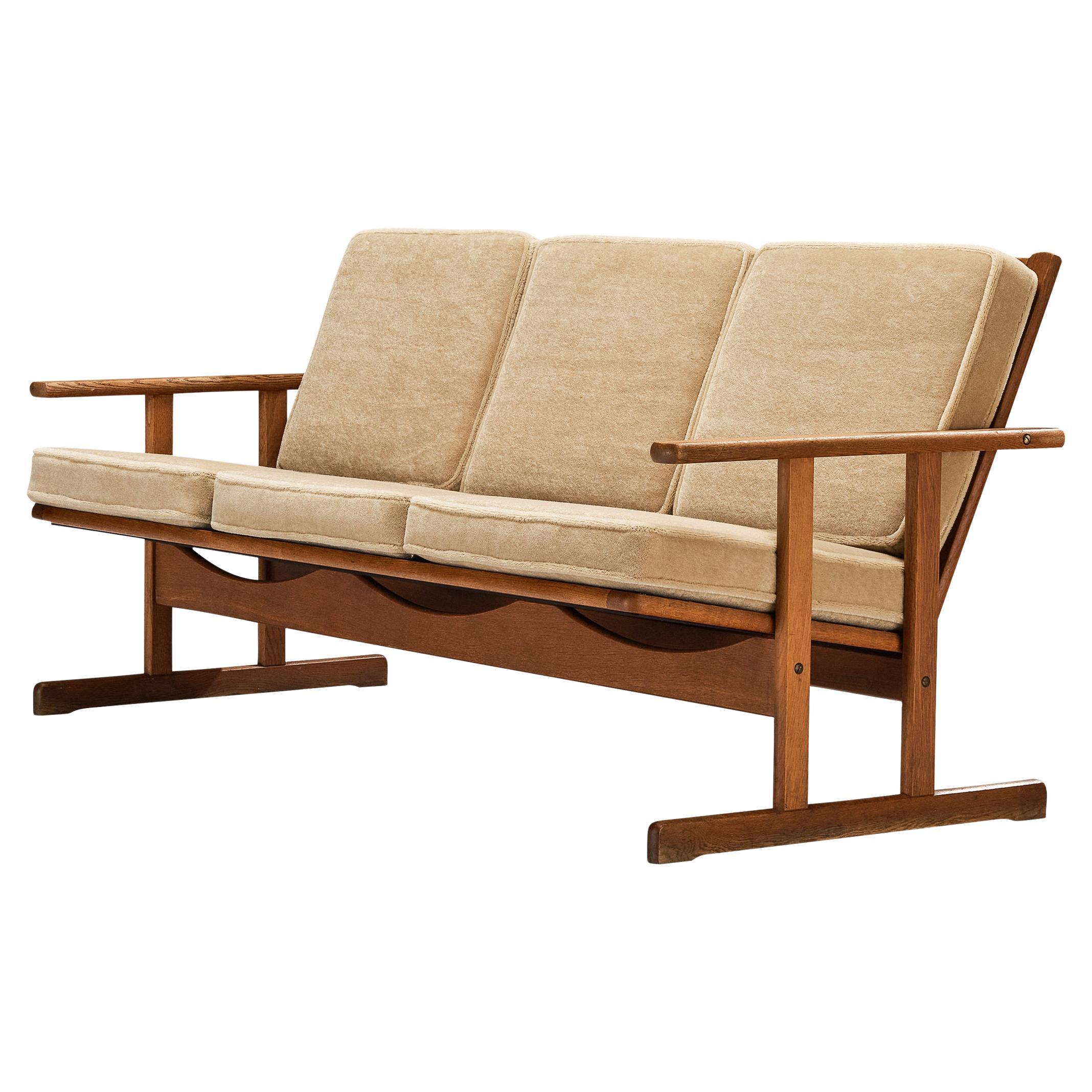 Divano danese FDB Møbler a tre posti in Oak massiccio e tappezzeria morbida beige