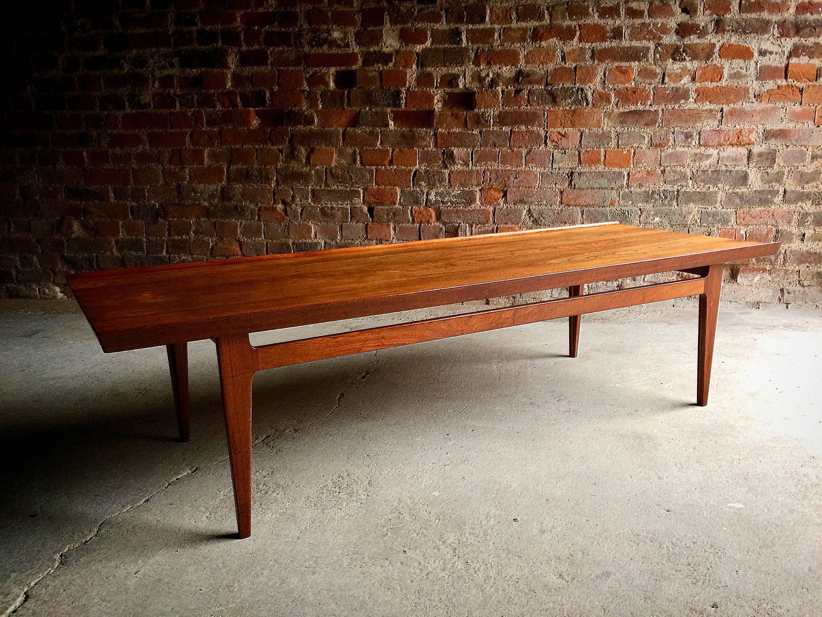 Danish Finn Juhl Coffee Table Teak Lounge Table by France & Son Model 532 7