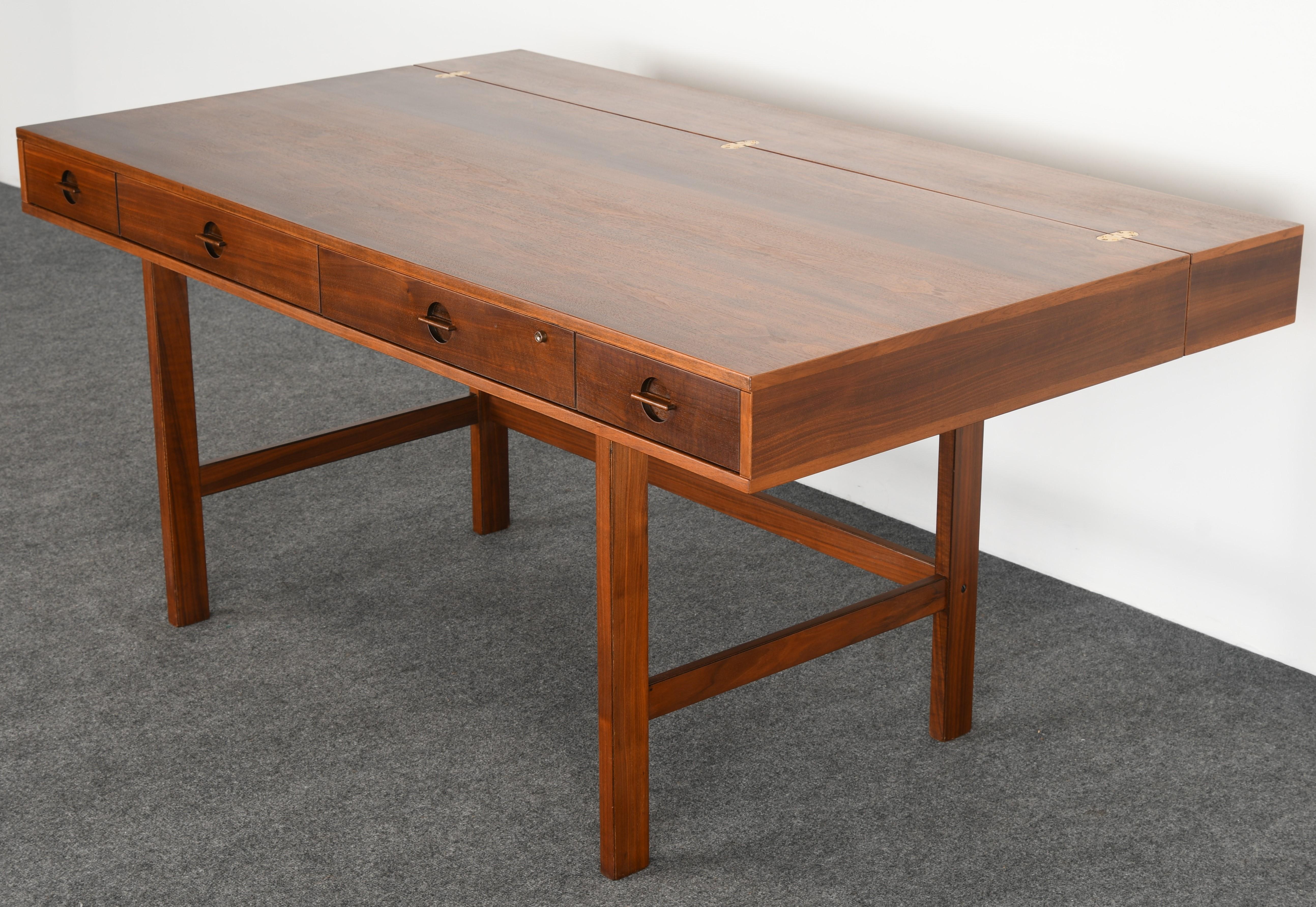 Mid-20th Century Danish Flip-Top Desk by Jens Quistgaard for Peter Lovig Nielsen in Walnut, 1969