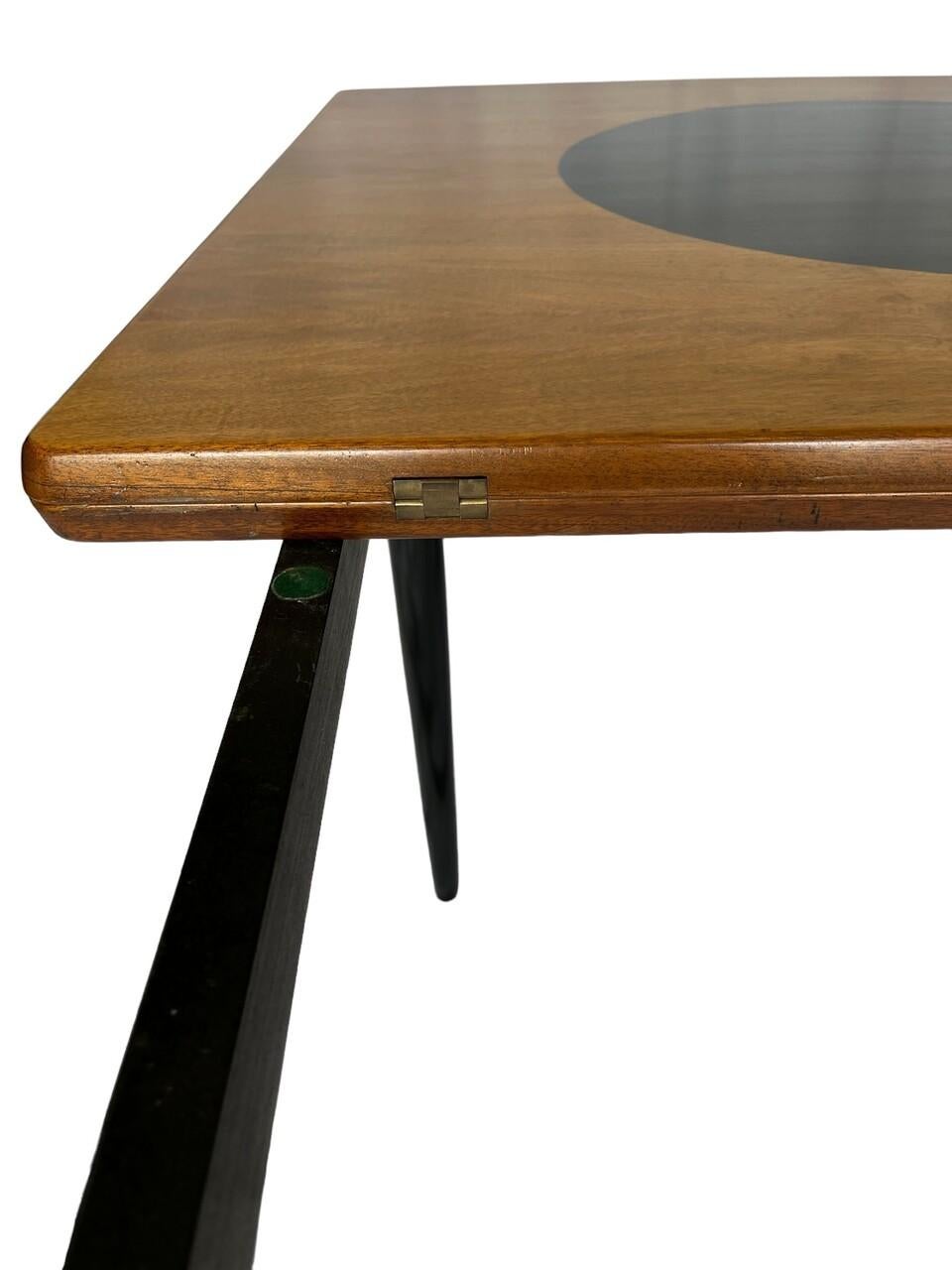 Dänischer Flip-Top-Spieltisch im Grete Jalk-Stil (20. Jahrhundert) im Angebot