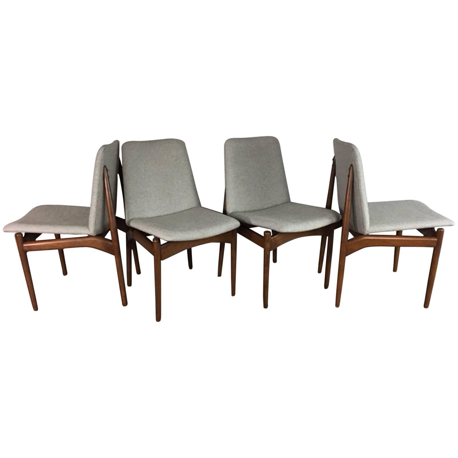Danish Floating Dining Chairs in Walnut For Sale