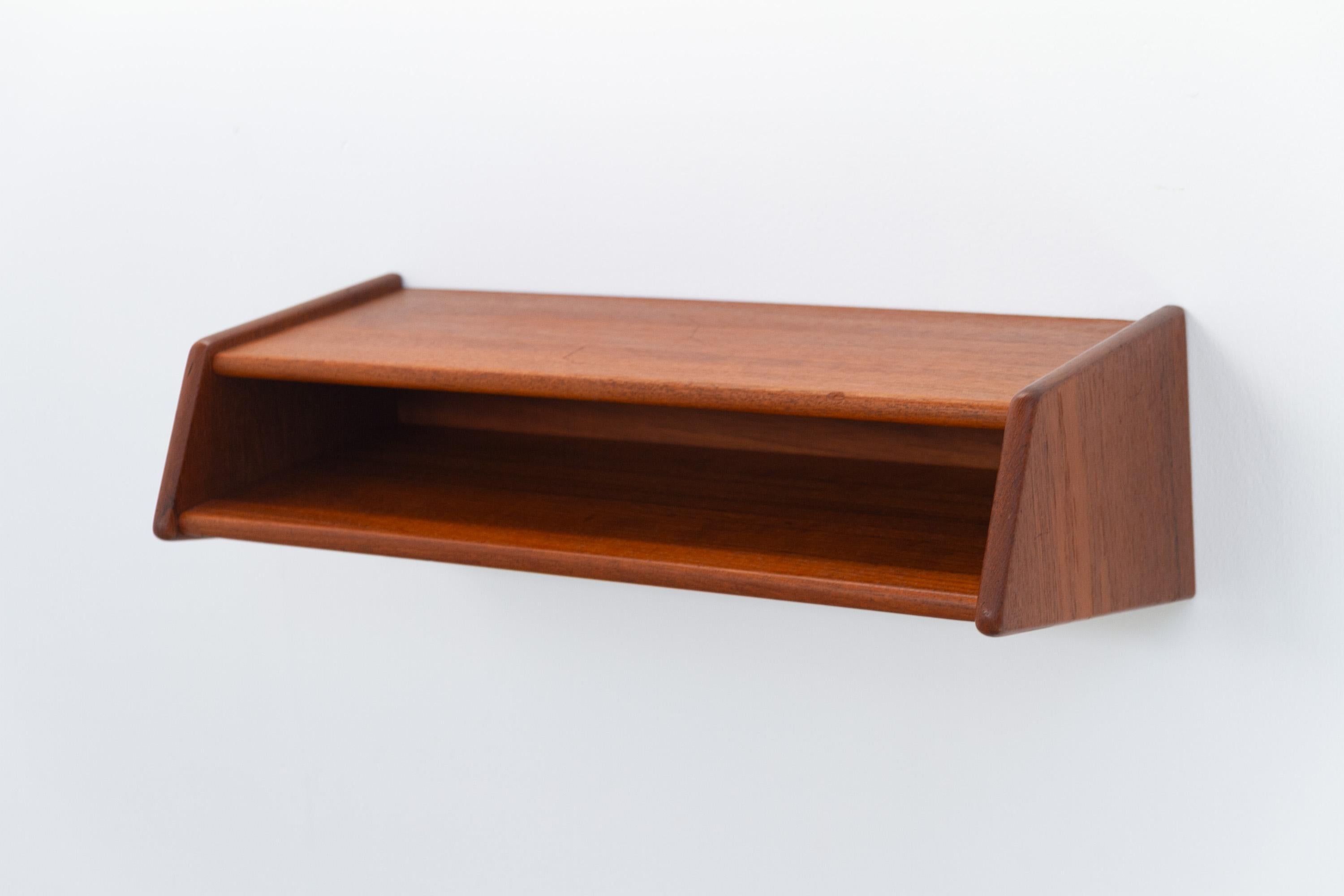 Scaffale galleggiante danese in teak di Kai Kristiansen per Aksel Kjersgaard, 1960. in vendita 3