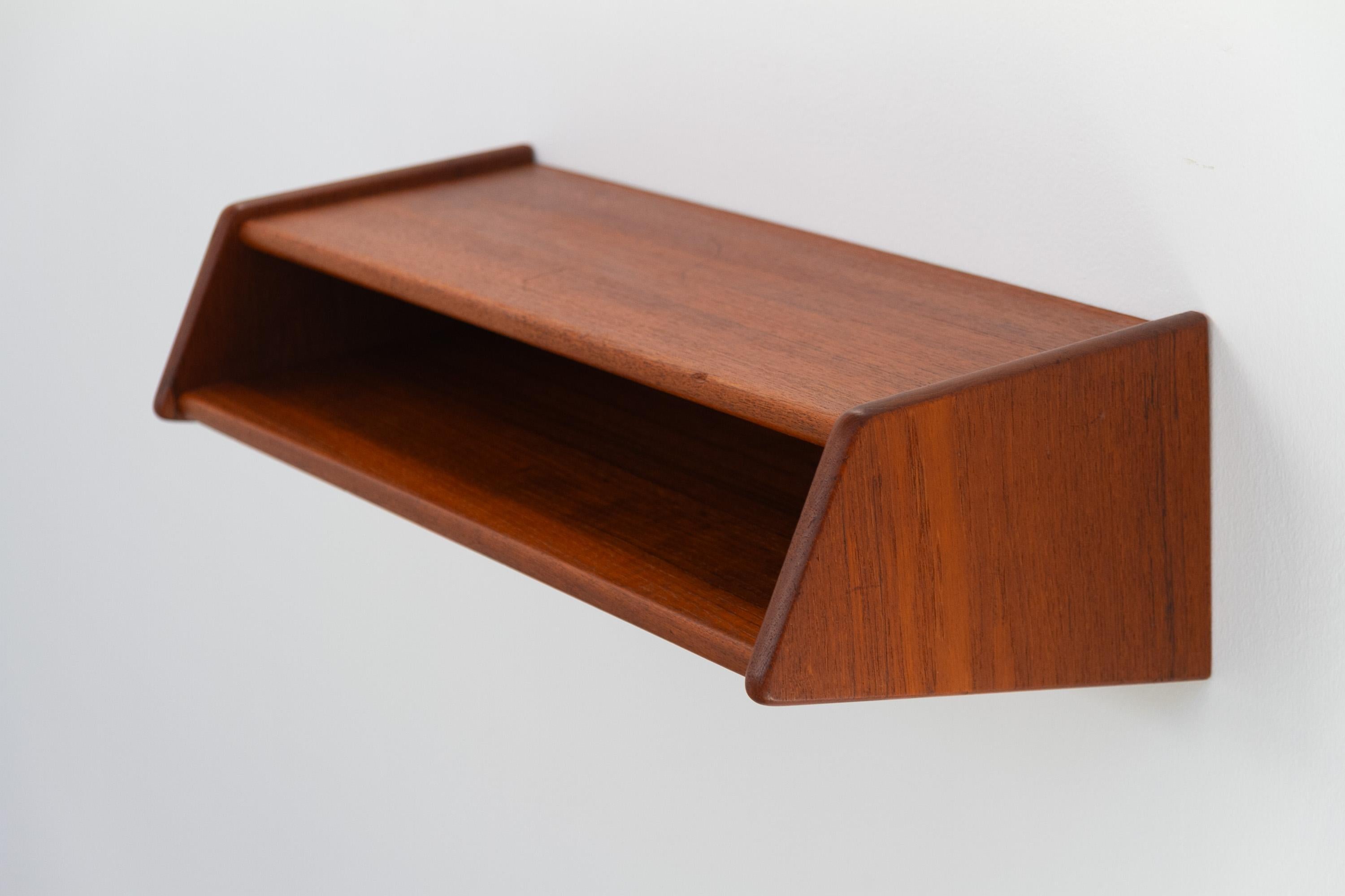 Scaffale galleggiante danese in teak di Kai Kristiansen per Aksel Kjersgaard, 1960. in vendita 4