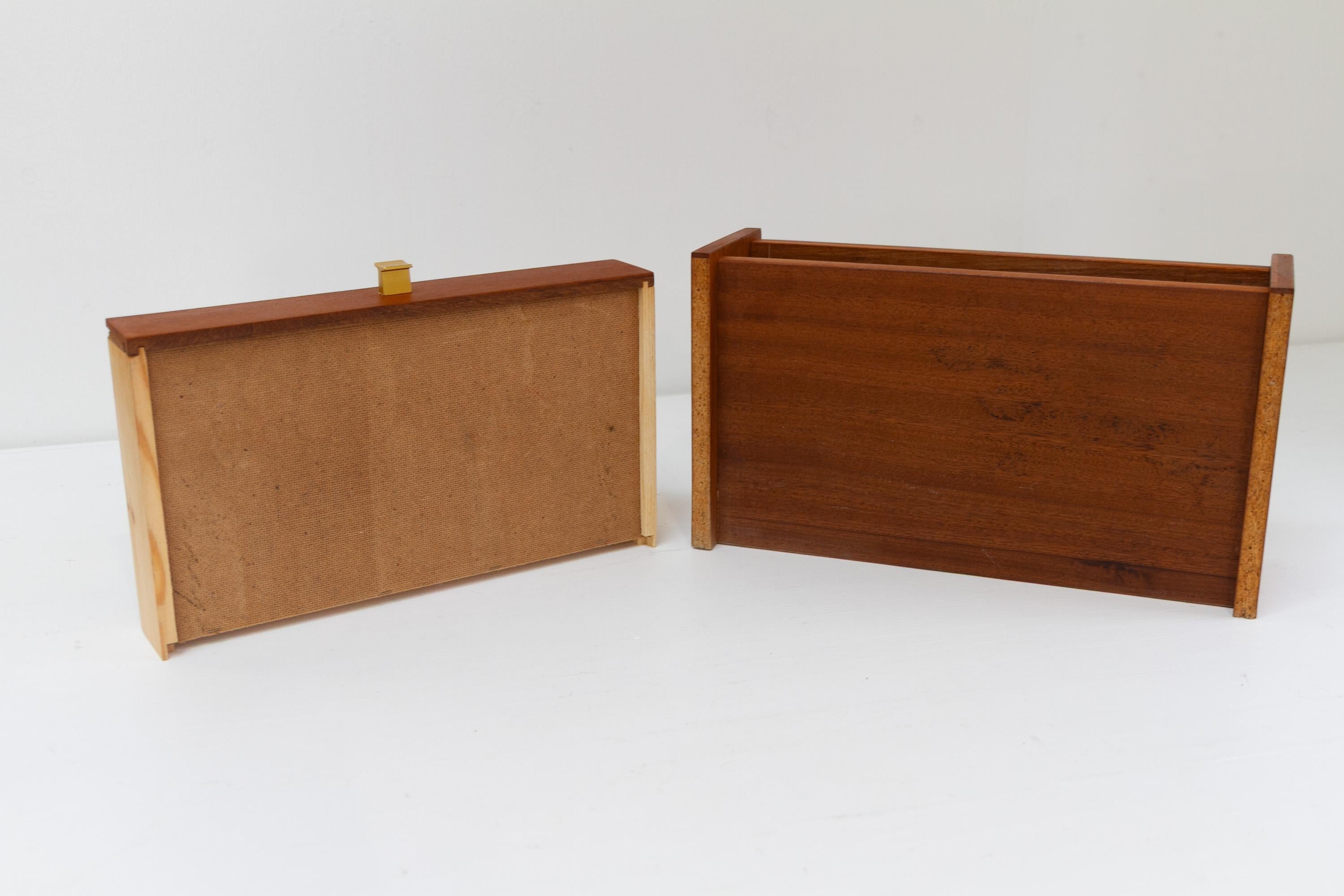 Danish Floating Teak Shelf with Drawer, 1960s. In Good Condition For Sale In Asaa, DK