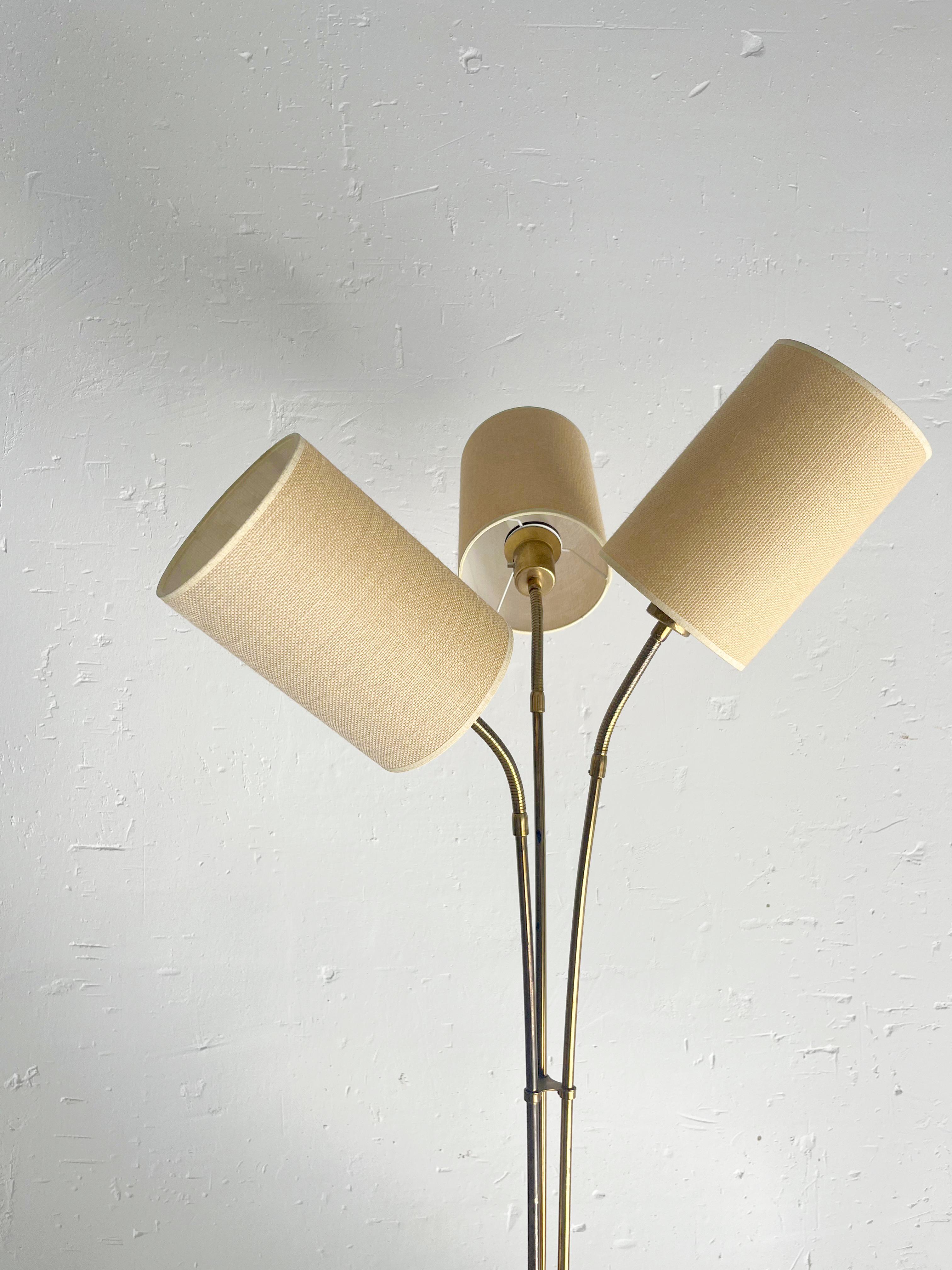 Danish floor lamp from the 70s - harmony, elegance and simplicity. For Sale 2
