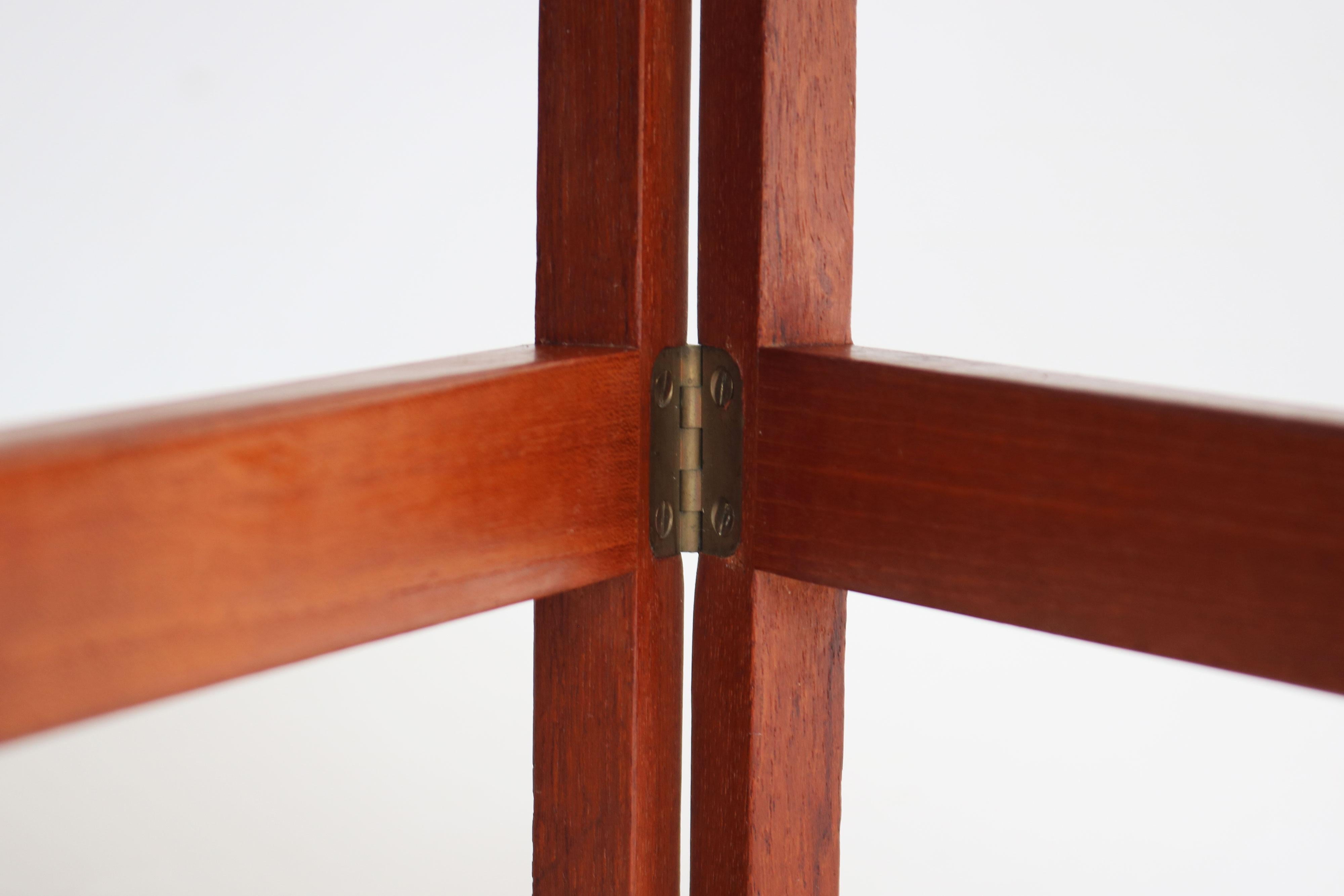 Danish Foldable Side Table in teak Designed by Illum Wikkelsø for CFC Silkeborg For Sale 3