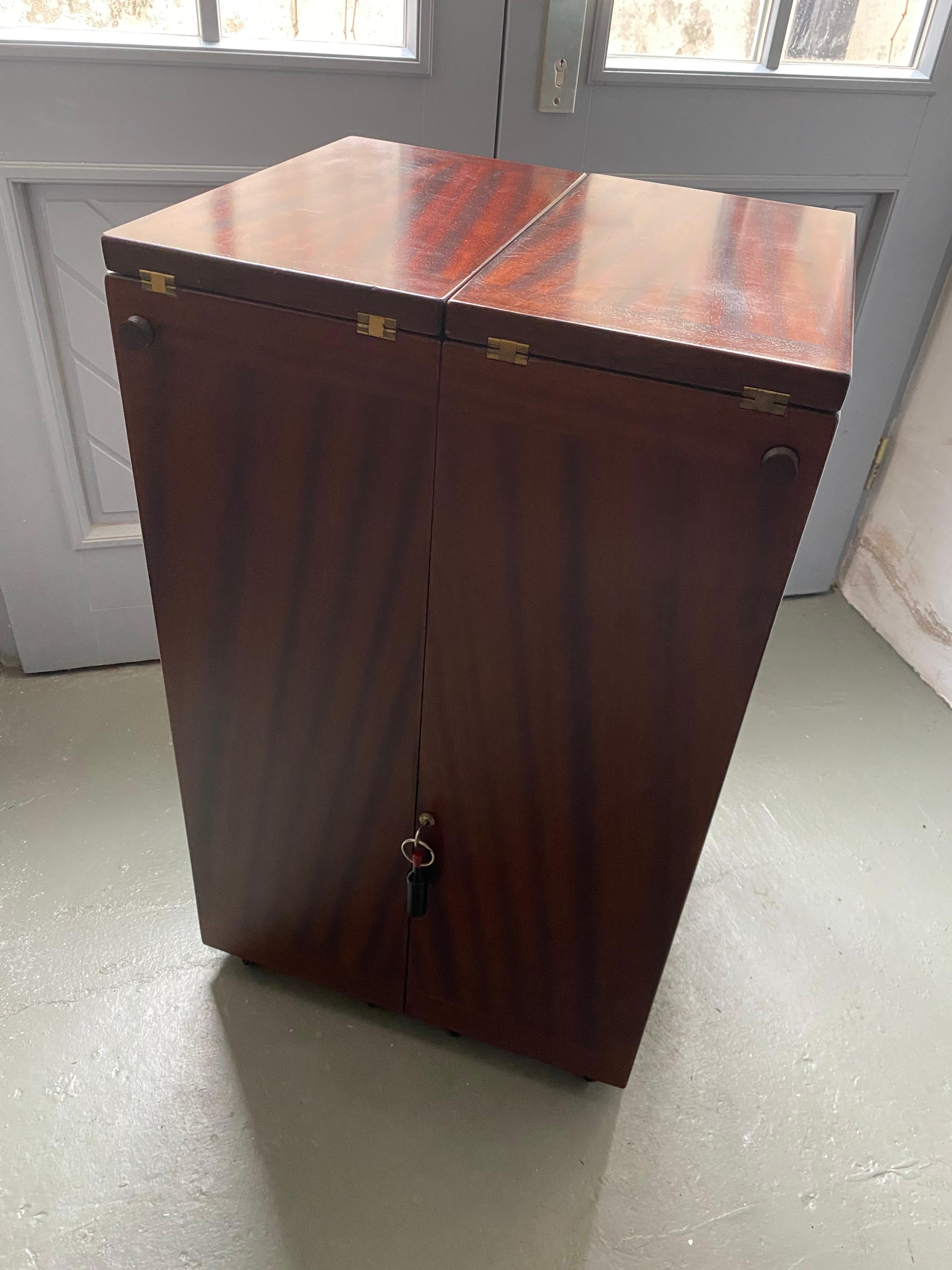 Bar pliant danois avec meuble rotatif de Reno Wahl pour Drylund, années 1960 en vente 12
