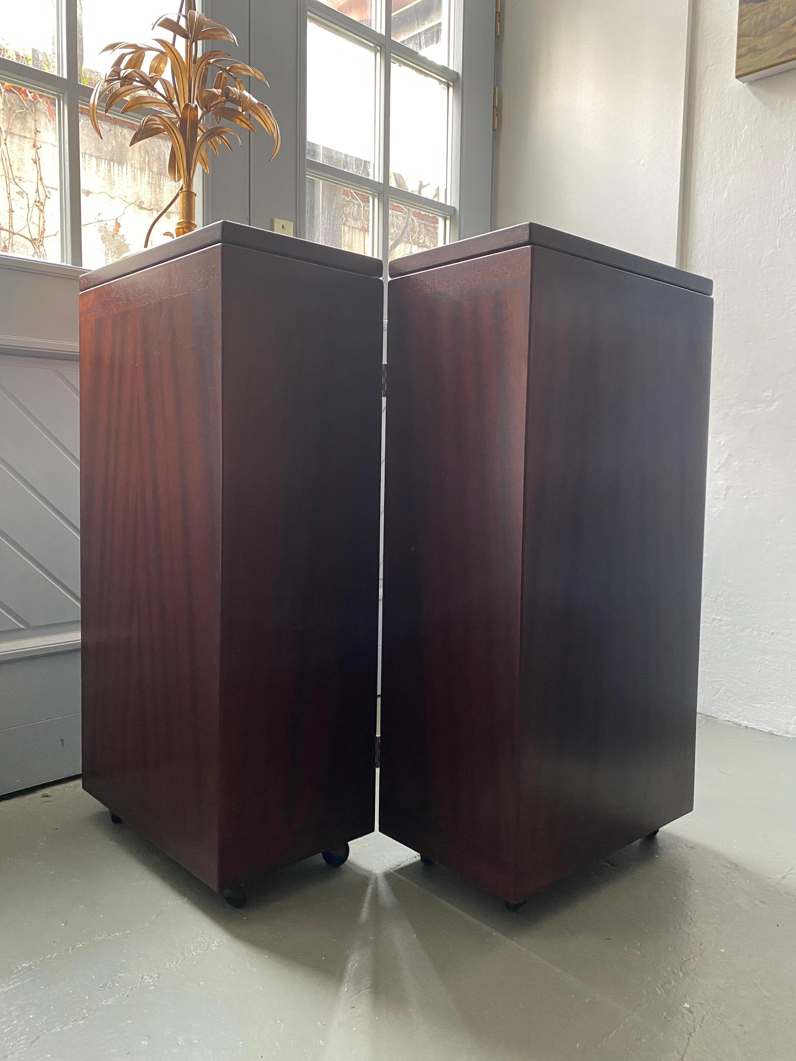 Scandinave moderne Bar pliant danois avec meuble rotatif de Reno Wahl pour Drylund, années 1960 en vente