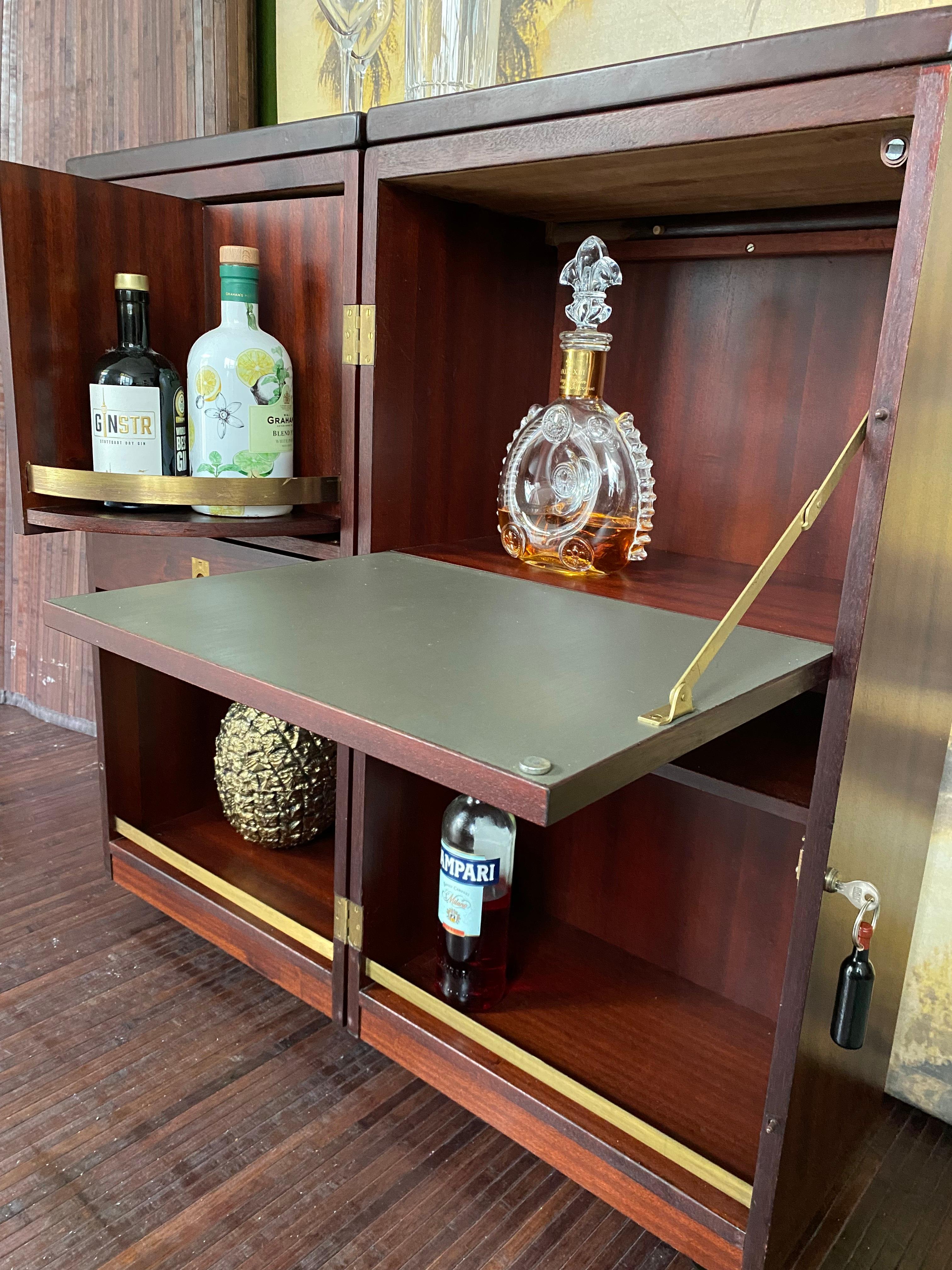 Laiton Bar pliant danois avec meuble rotatif de Reno Wahl pour Drylund, années 1960 en vente