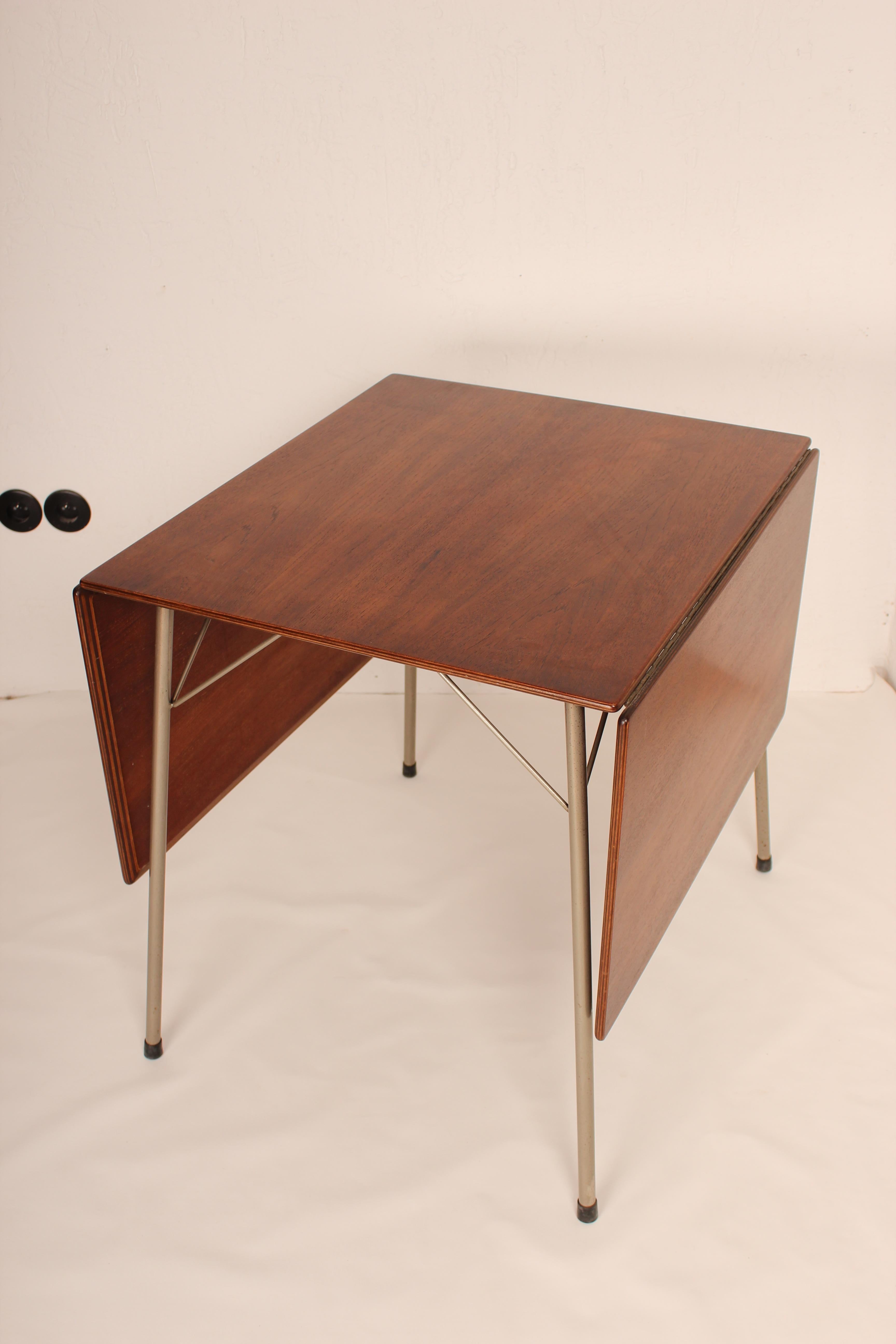 Table de salle à manger danoise pliante par Arne Jacobsen pour Fritz Hansen Modèle 3601, années 1950 en vente 1