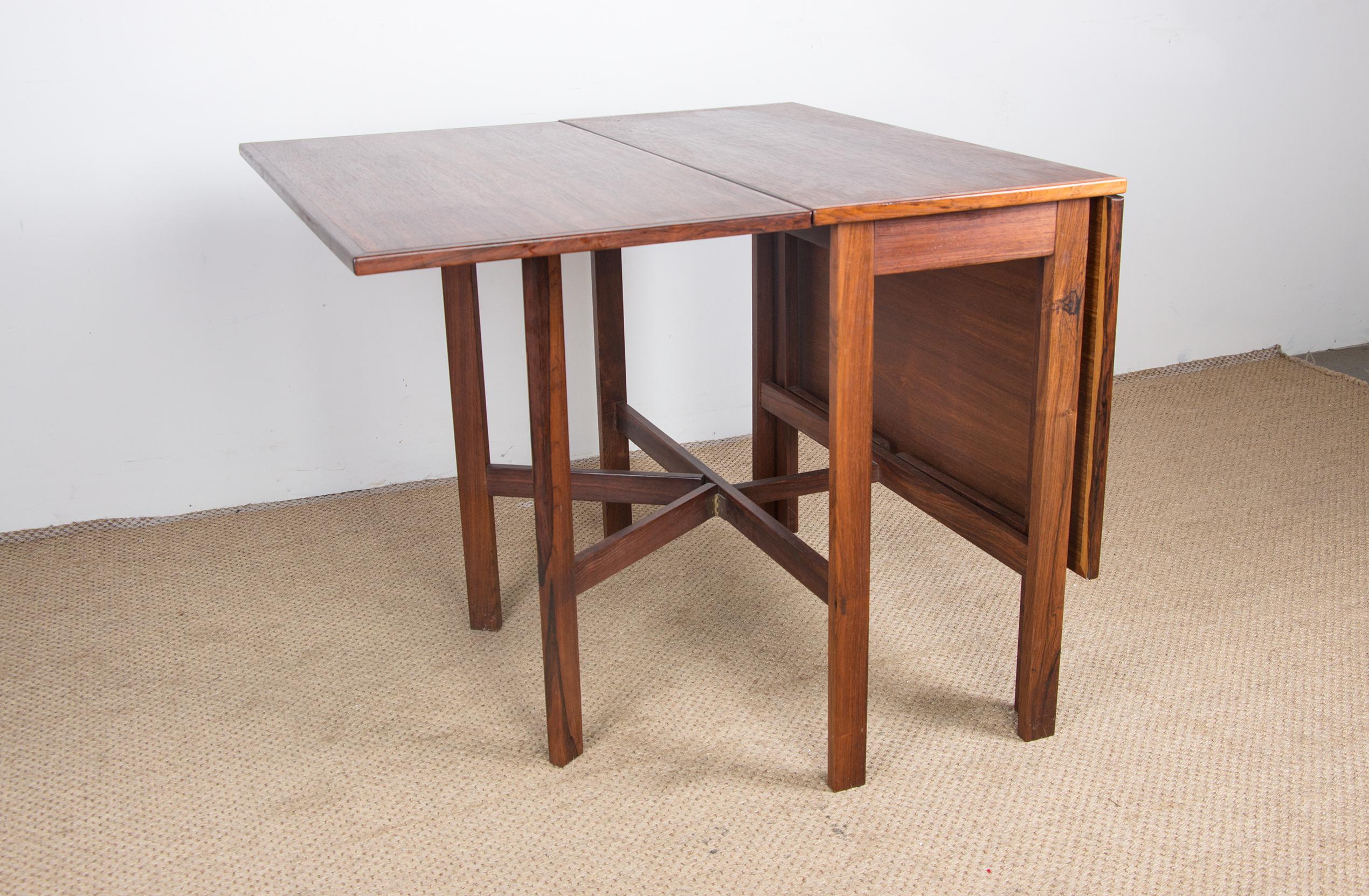 Danish Folding Table Extendable in Rosewood, with 2 Folding Extensions, 1960 For Sale 1
