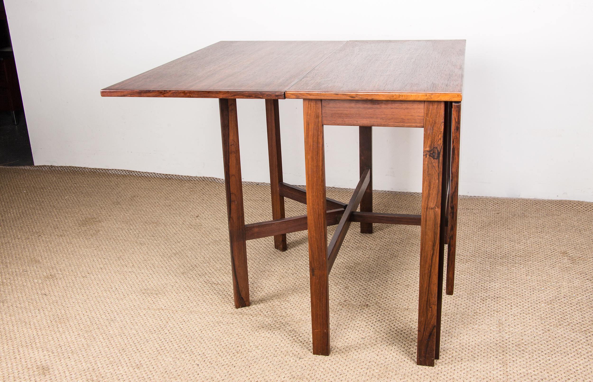 Danish Folding Table Extendable in Rosewood, with 2 Folding Extensions, 1960 For Sale 2