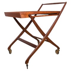 Table roulante danoise en teck pliant de Svend Aage Madsen pour Illums Bolhigus, 1960.