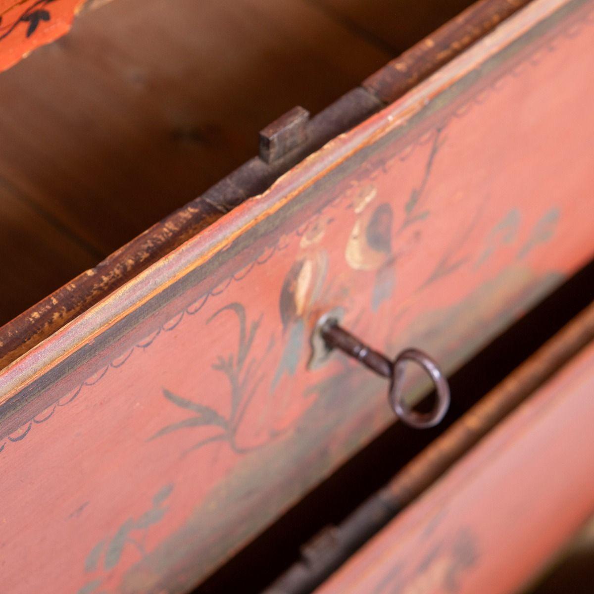 Commode d'art populaire danois avec peinture originale de Niels P. Dyhr en vente 6