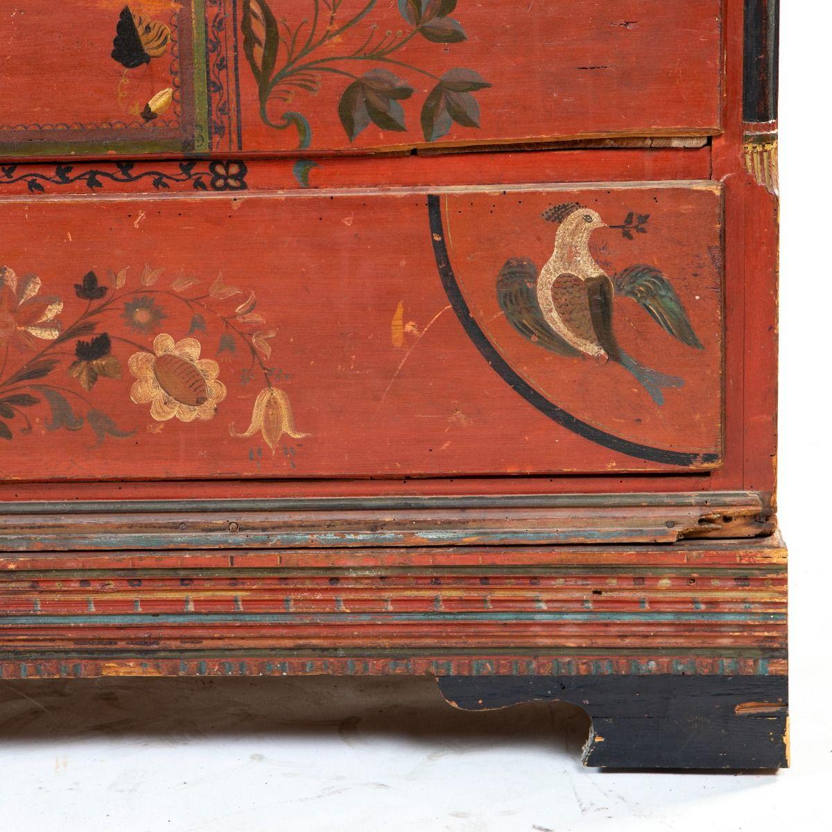 Commode d'art populaire danois avec peinture originale de Niels P. Dyhr en vente 1