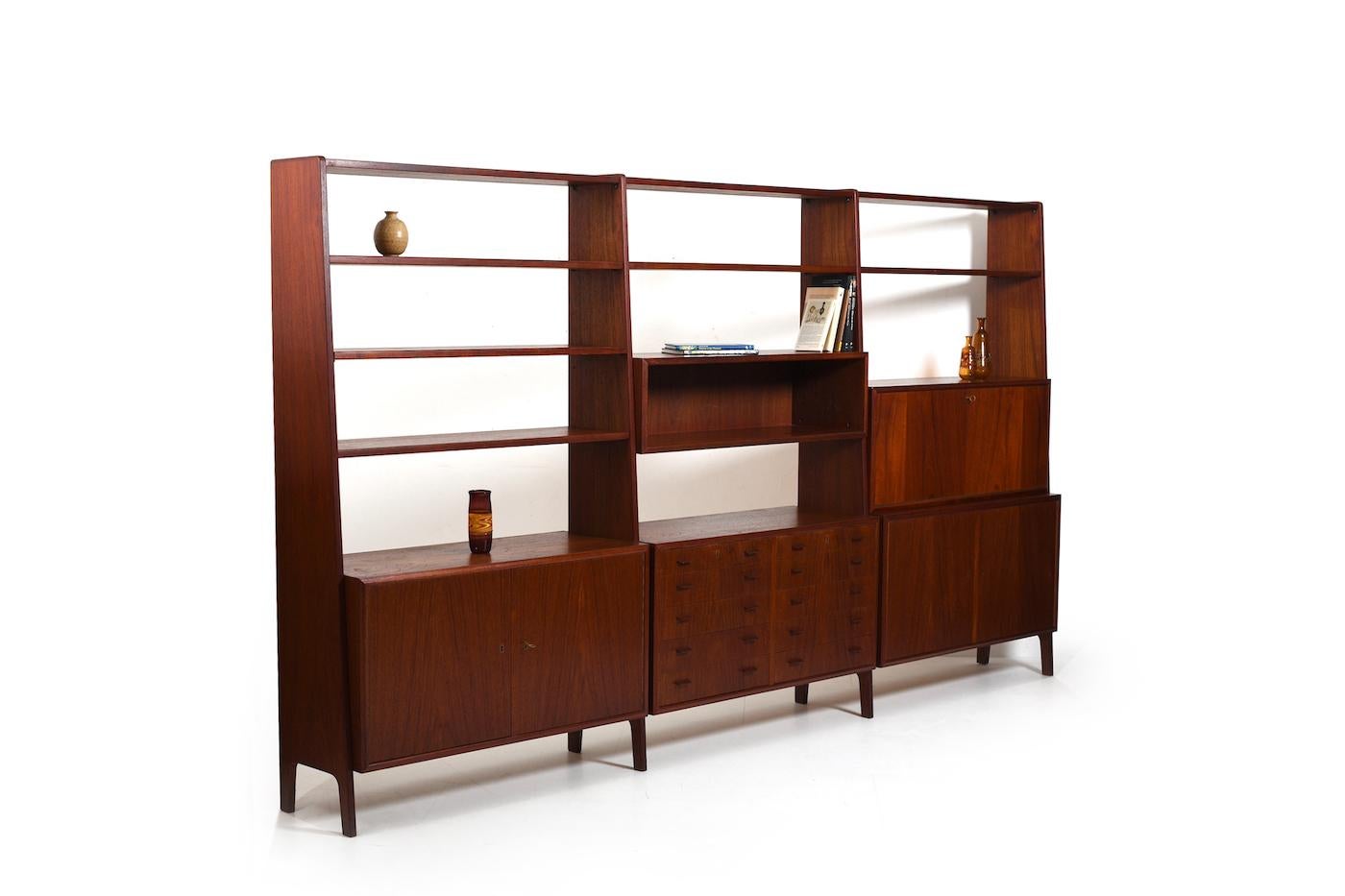Mid-Century Modern Danish Freestanding Teak Shelf System 1950s with Cabinets For Sale