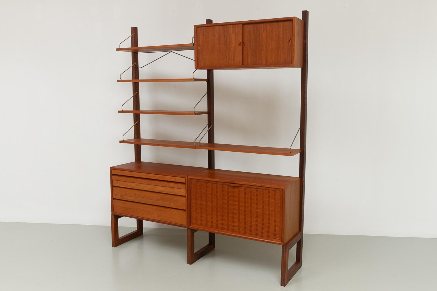 Danish Freestanding Teak Wall Unit by Poul Cadovius for Cado, 1960s. 7