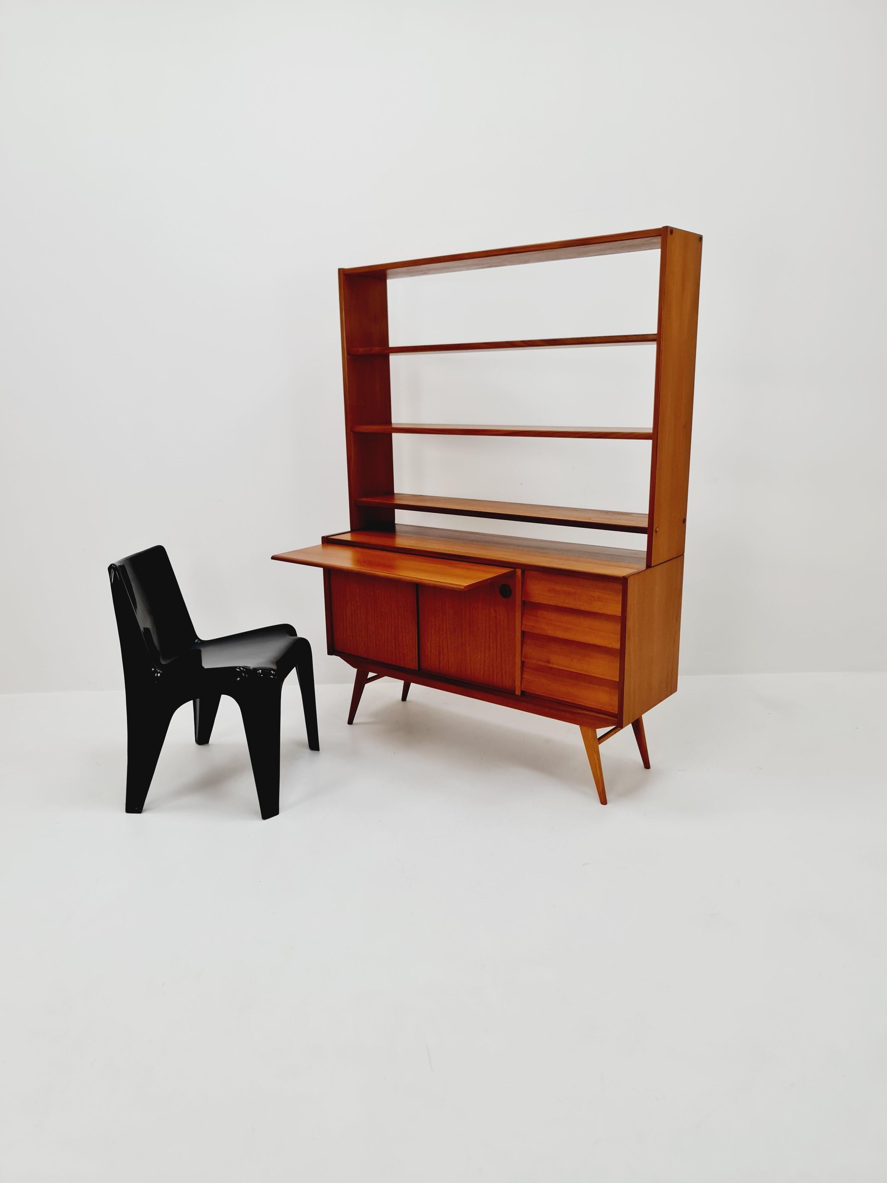 Dänisches freistehendes Vintage-Bücherregalsystem/Bücherregal aus Teakholz von Bengt Ruda, 1960 im Angebot 9