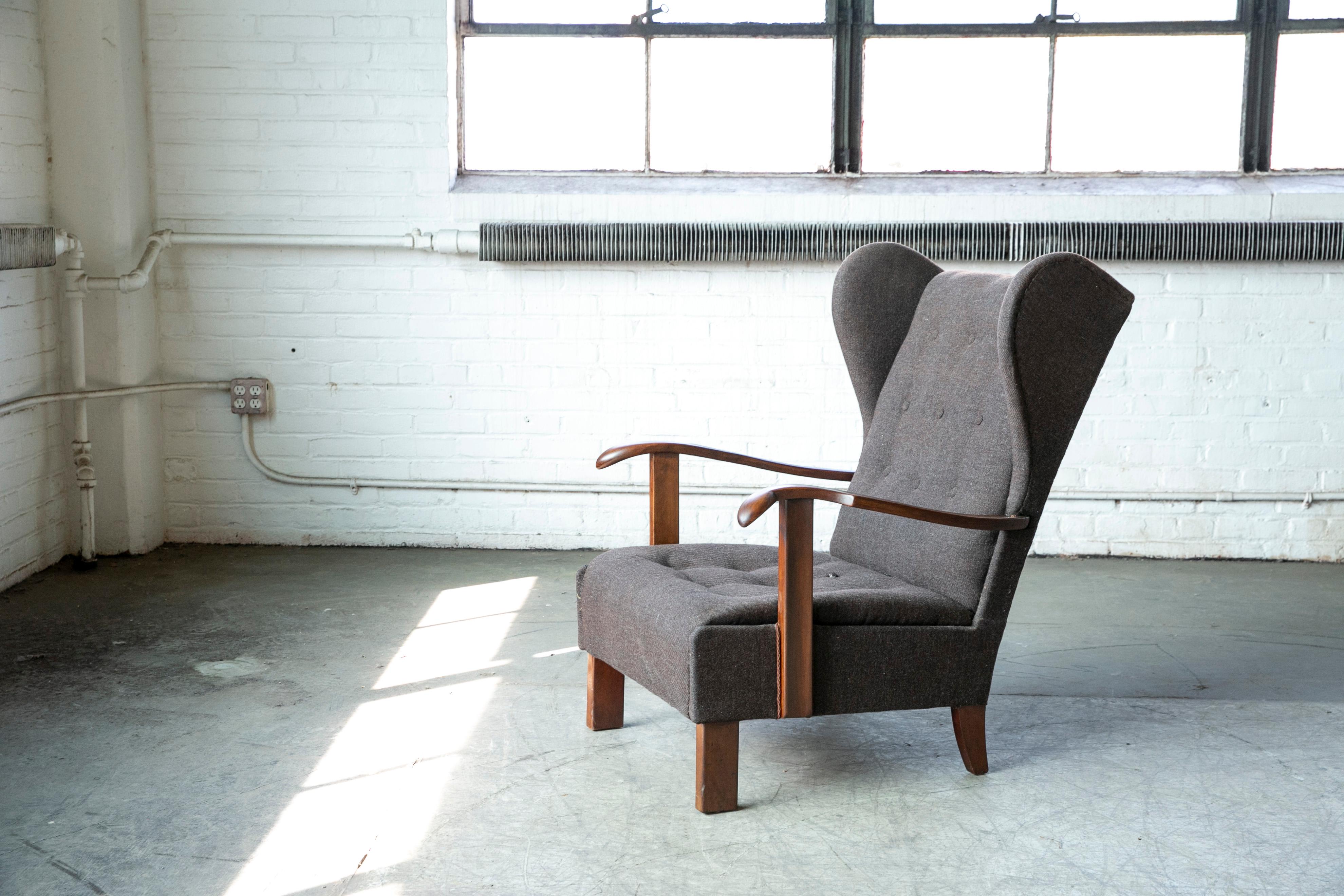 Danish Fritz Hansen Model 1582 Wingback Lounge Chair from the 1940's 2