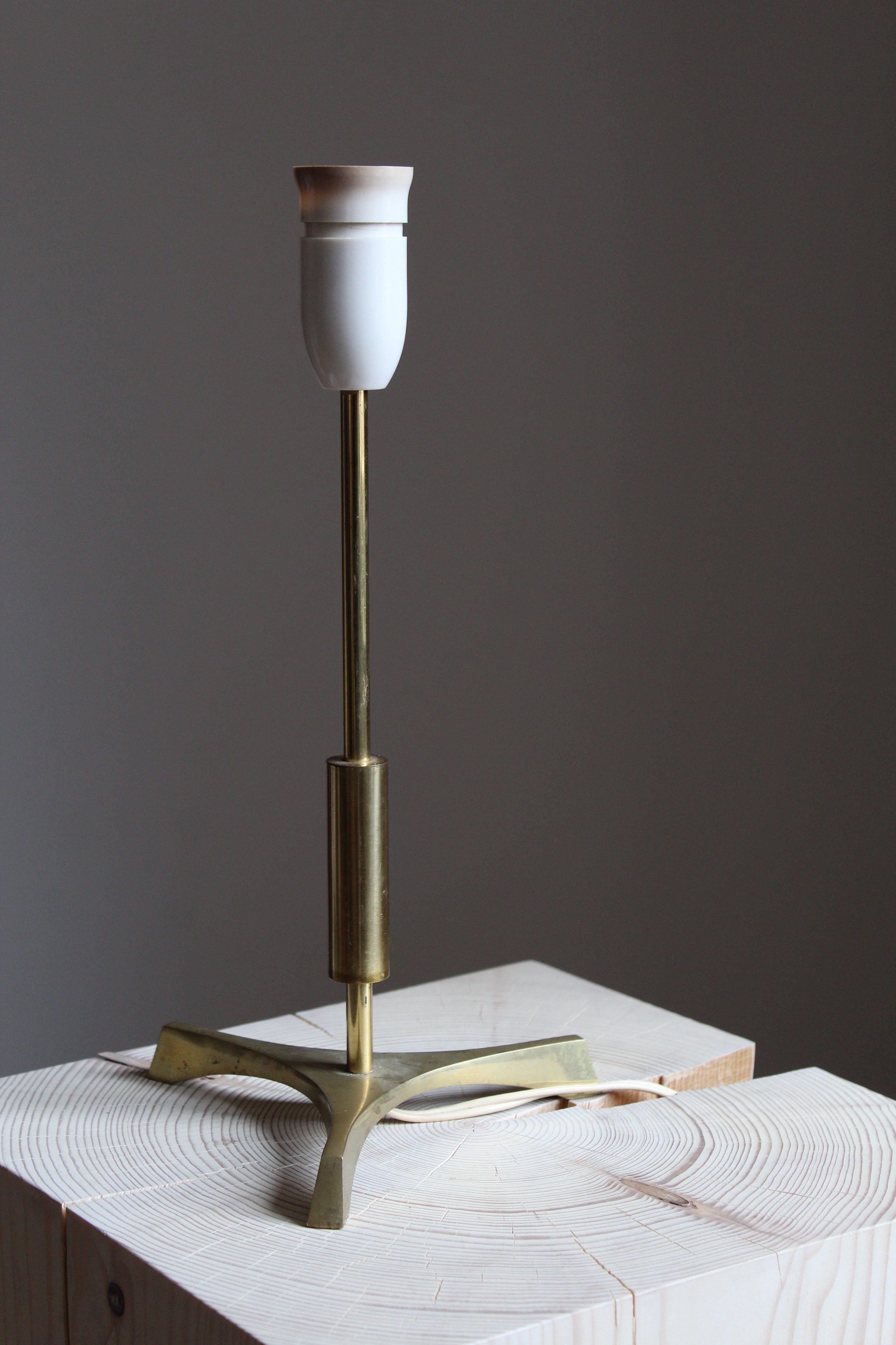 Danish, Functionalist Table Lamp, Brass, Denmark, 1950s In Good Condition In High Point, NC