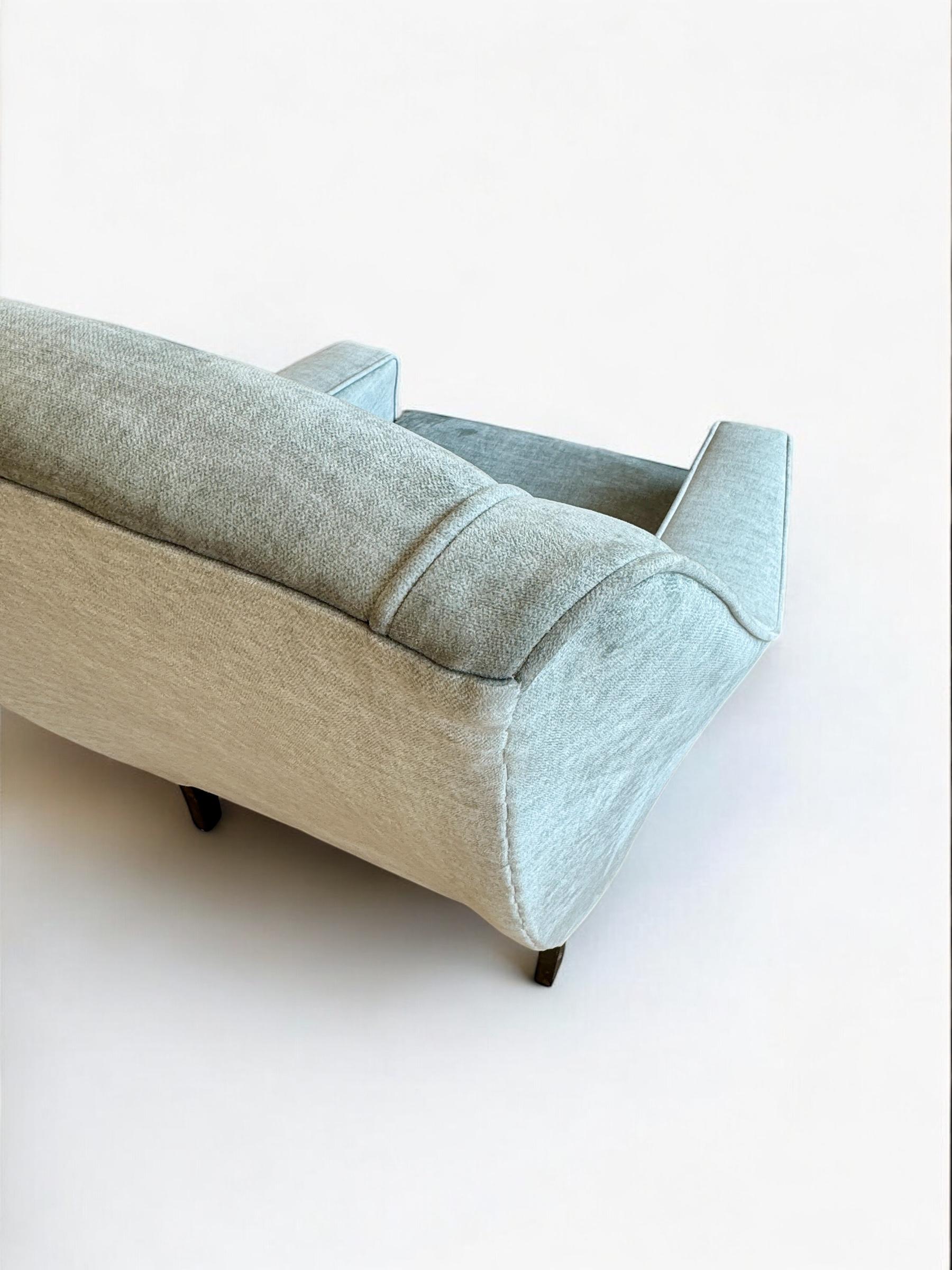 Menuiserie Mobilier danois Design/One, ensemble de deux fauteuils tapissés de laine Danemark années 1960 en vente