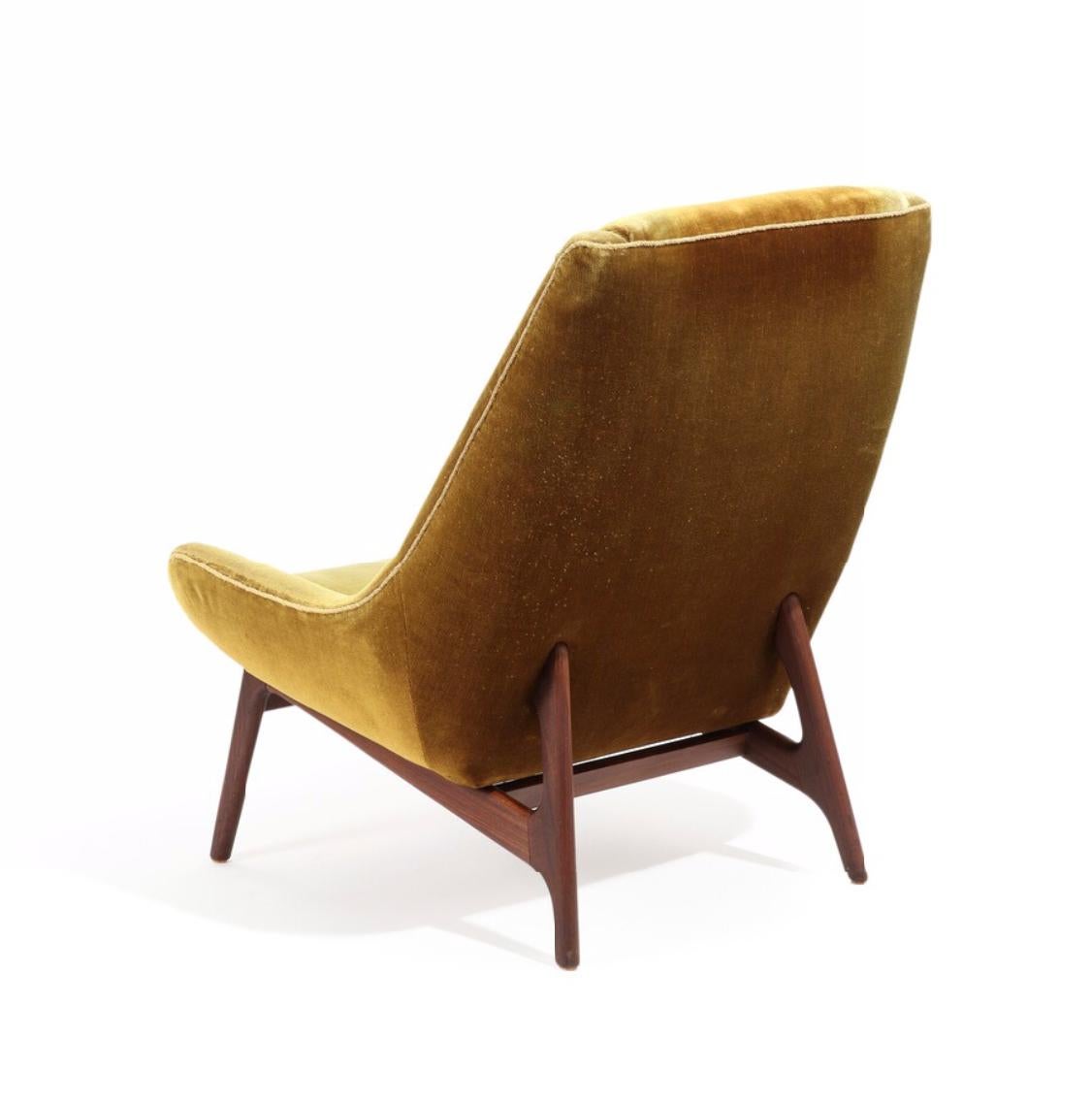 Danish Furniture Design : Velour Easy Chair In Good Condition In Montclair, NJ