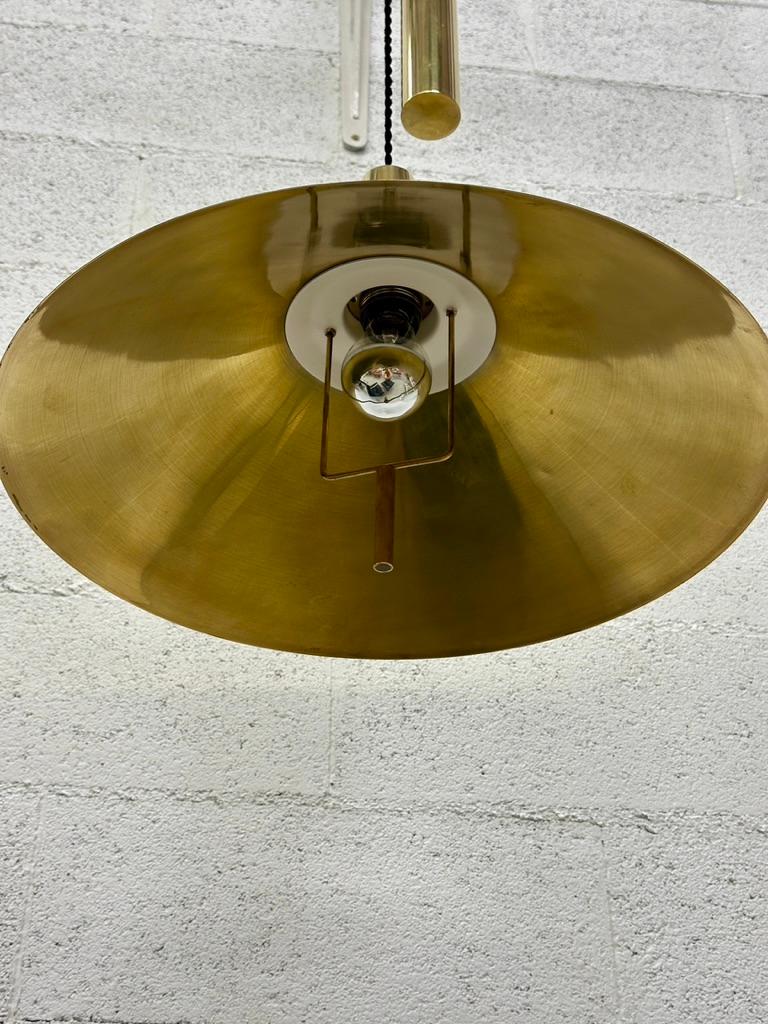 Suspension danoise en laiton Fusijama de Th. Valenti 1960 en vente 1