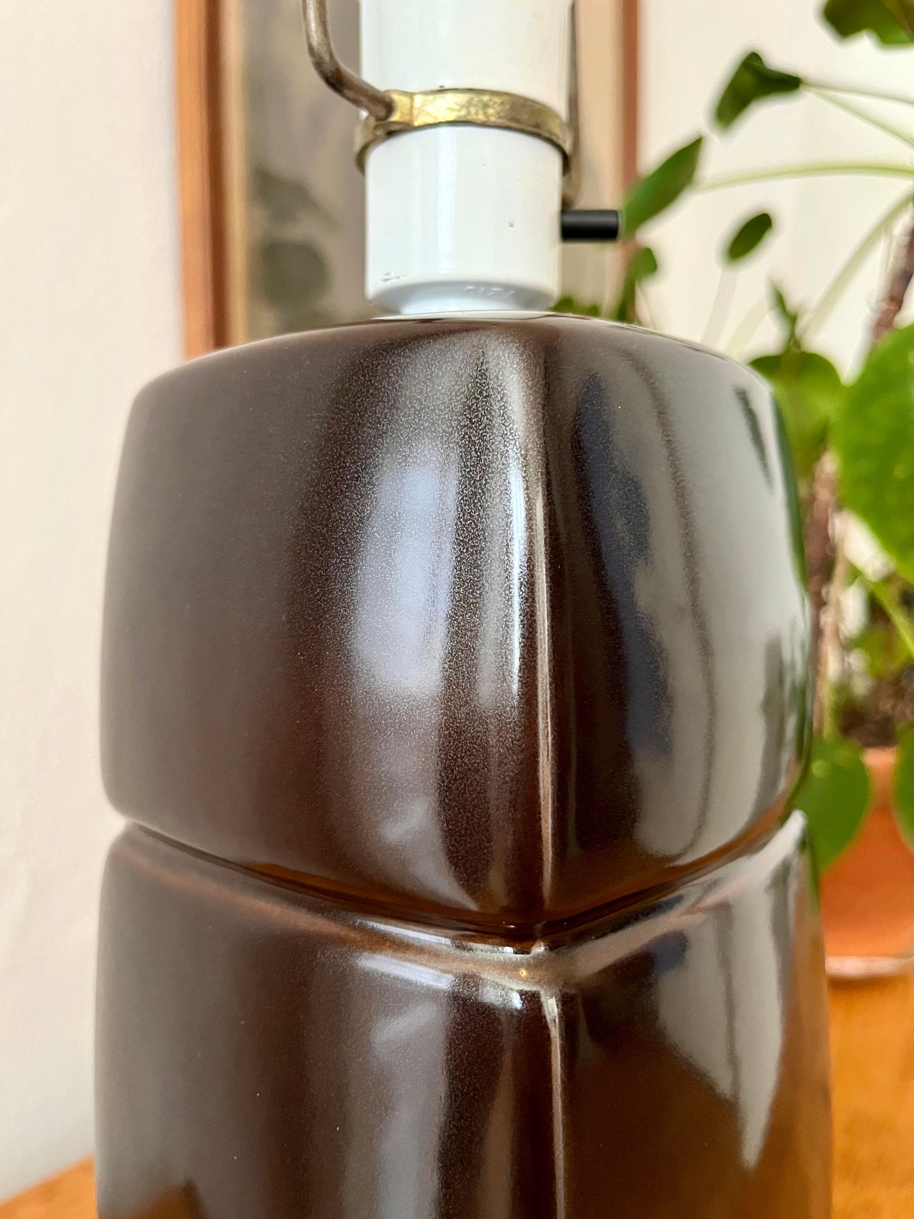 Danish Gerd Hiort Petersen Modernist Ceramic Table Lamp, 1960s For Sale 5