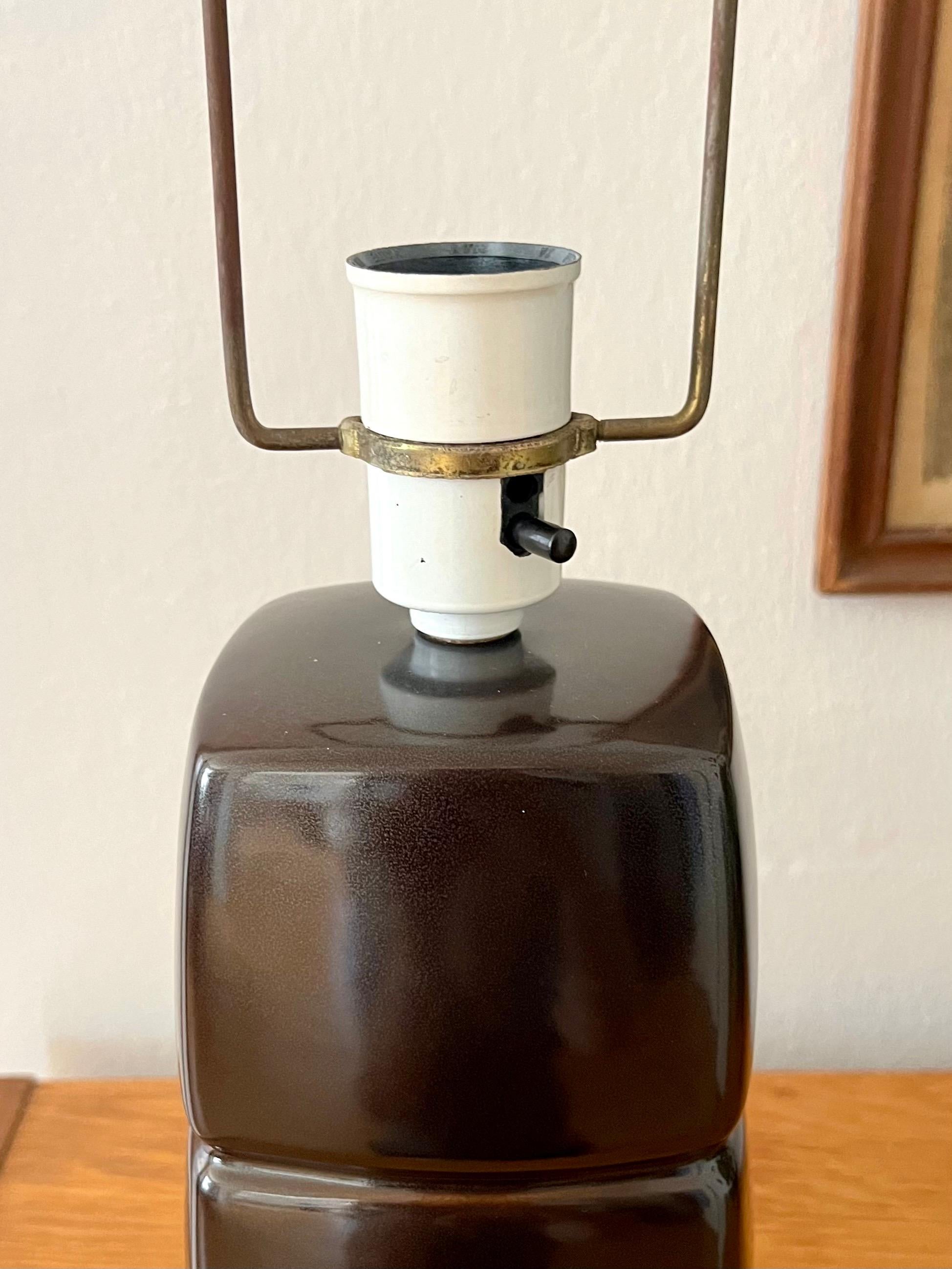 Danish Gerd Hiort Petersen Modernist Ceramic Table Lamp, 1960s For Sale 6
