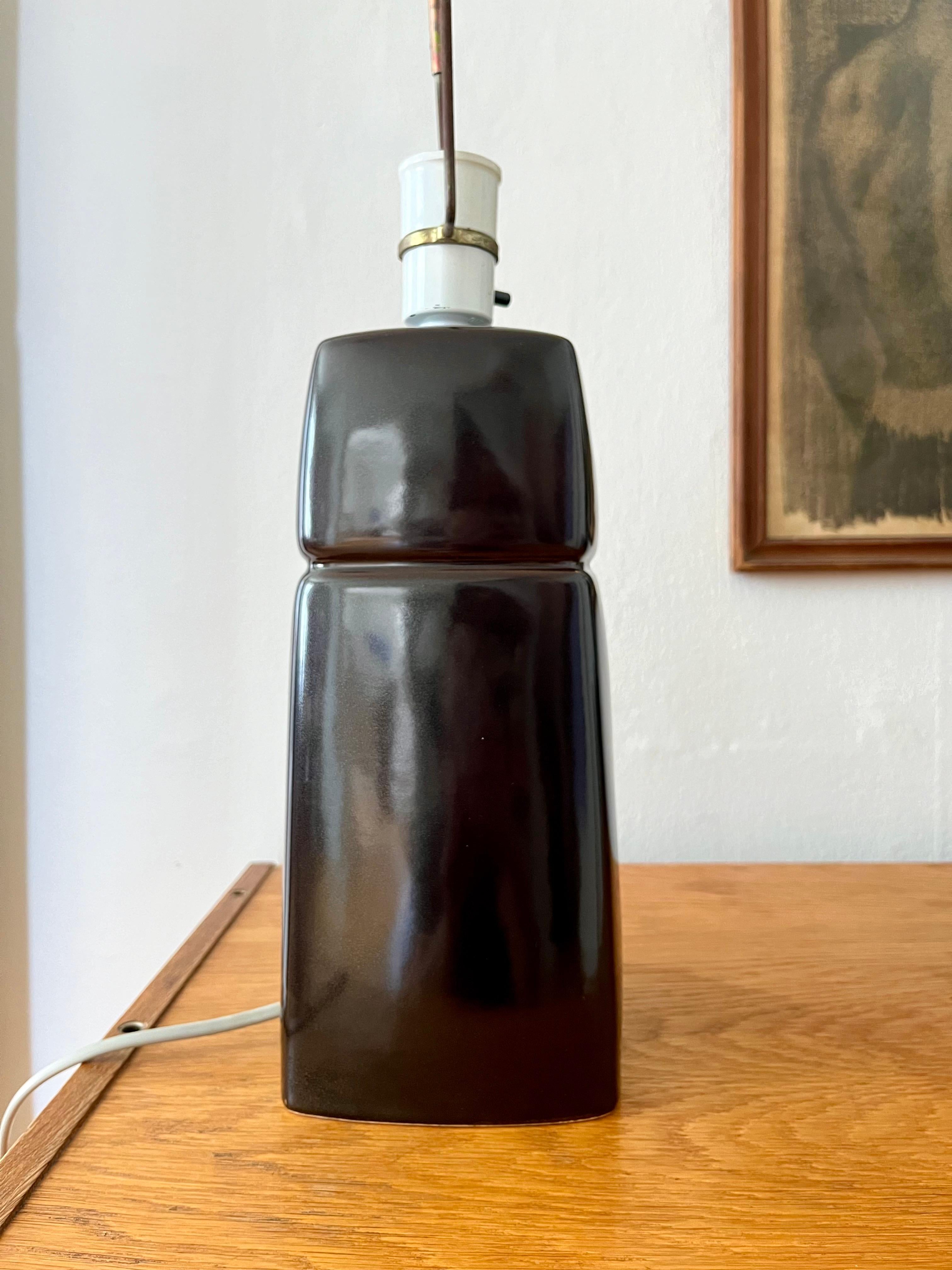 Danish Gerd Hiort Petersen Modernist Ceramic Table Lamp, 1960s For Sale 3