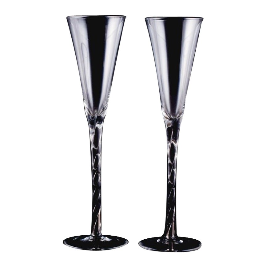 Artiste verrier danois, deux flûtes à champagne en verre d'art, fin du 20e siècle