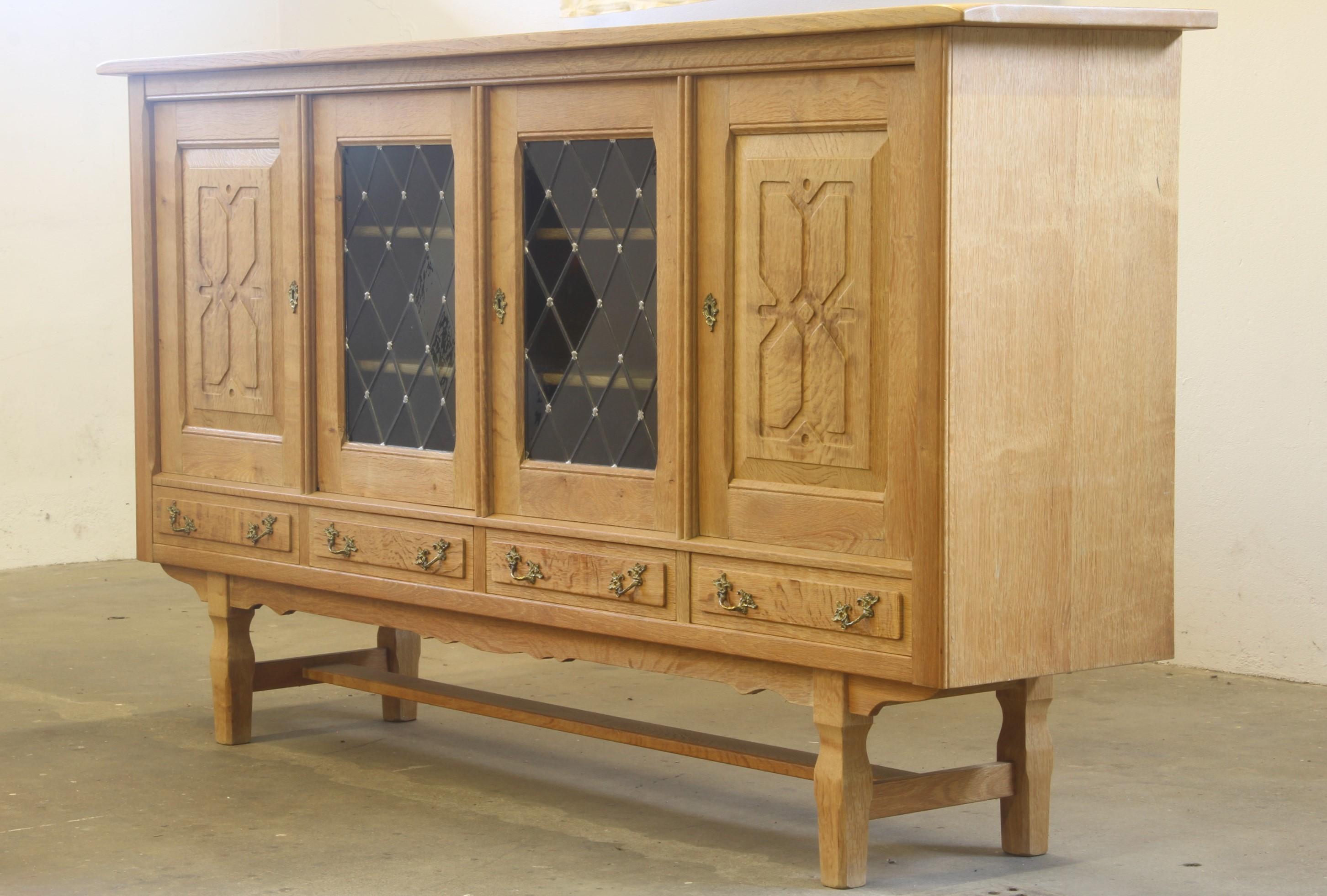 Mid-20th Century Danish Glass Oak High Sideboard attributed to Henning Henry Kjaernulf, Denmark For Sale