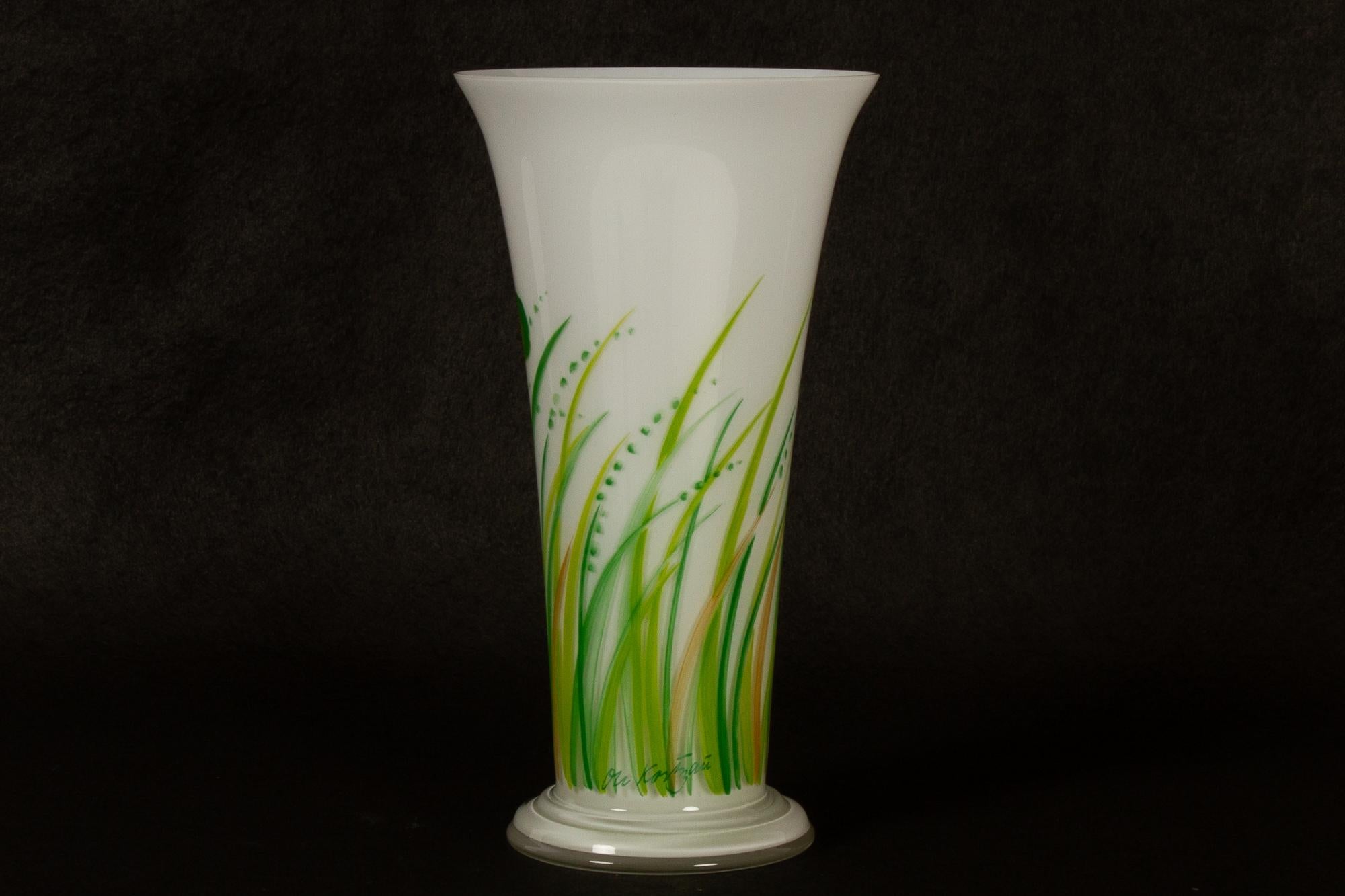 Scandinave moderne Vase en verre danois d'Ole Kortzau pour Holmegaard:: 1978 en vente