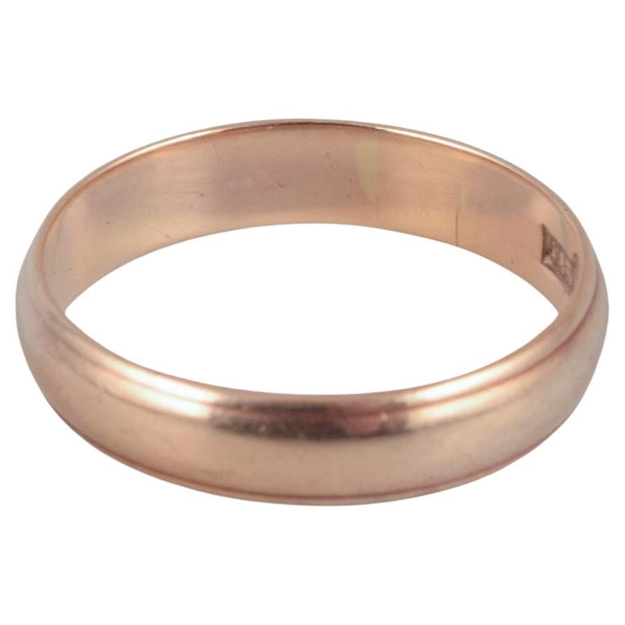 Orfebre danés. Anillo de alianza de oro de 14 quilates. Diseño clásico y minimalista. en venta
