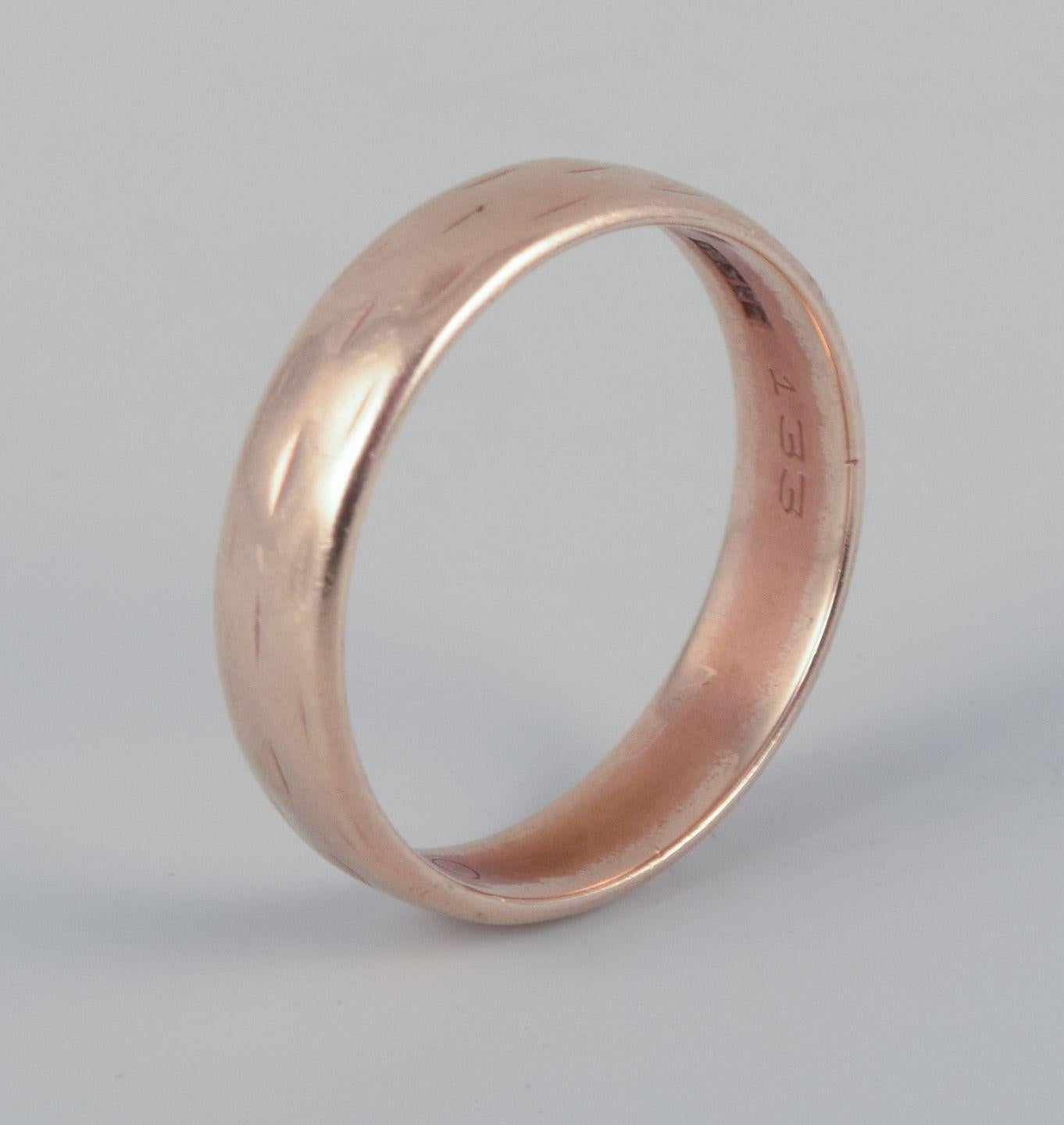 Dänischer Goldschmied.liance-Ring aus 14-karätigem Gold. für Damen oder Herren im Angebot