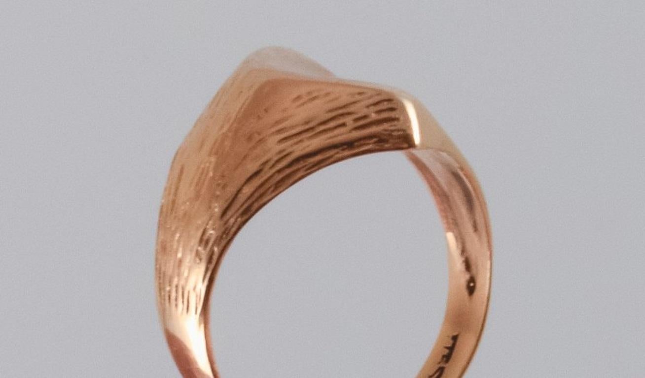 Danish Goldsmith, 18 carat, Modernist Gold Ring, 1960s For Sale 1