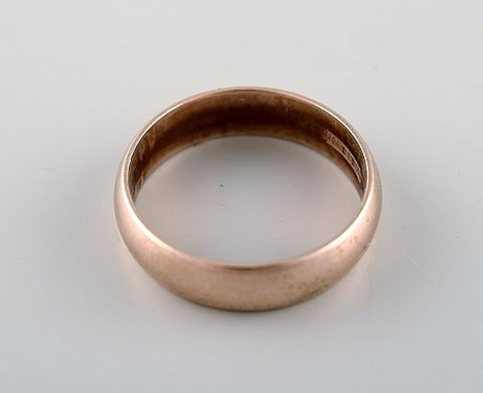 Danish Goldsmith, Classic Gold Ring in Stylish Design, circa 1950s In Good Condition In bronshoj, DK
