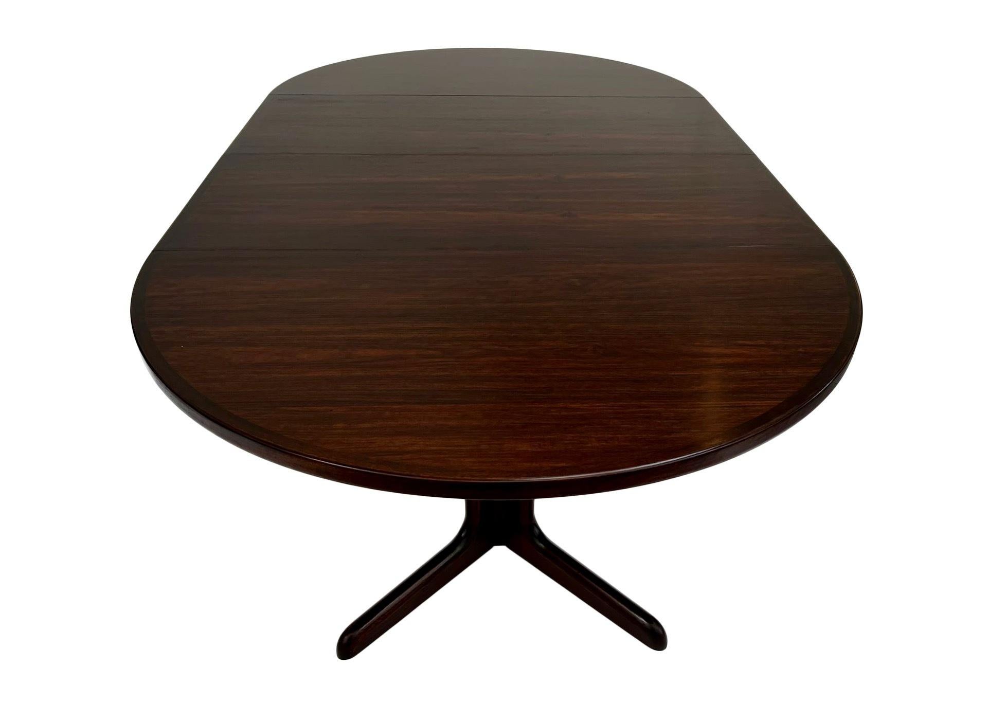 Mid-Century Modern Danish Gudme Møblefabrik Rosewood Double Extending Dining Table For Sale