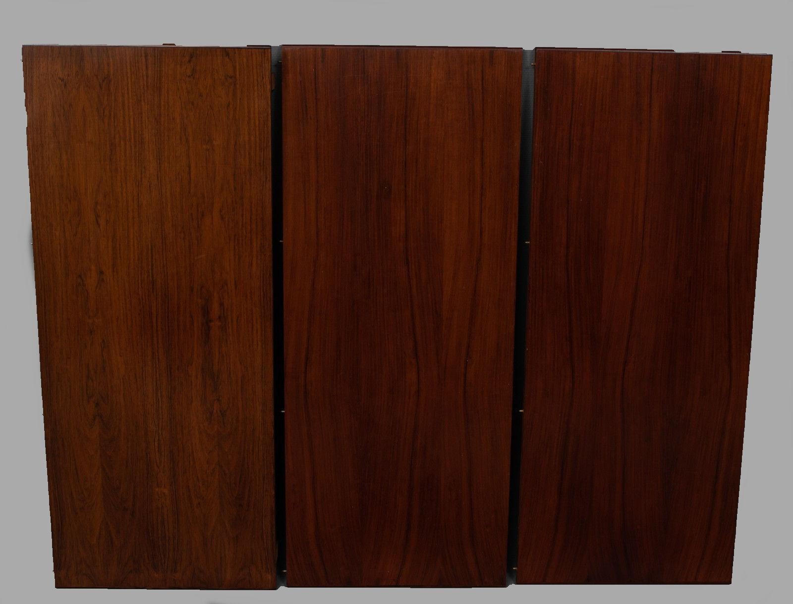 Danish Omann Jun Three Extension Dining Table in Rosewood In Good Condition In Knebel, DK