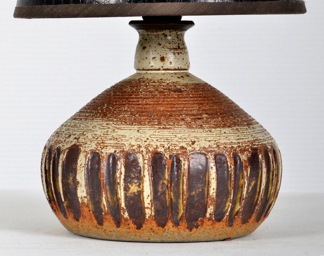 Danois Lampe de table danoise en céramique fabriquée à la main, Danemark, années 1960 en vente